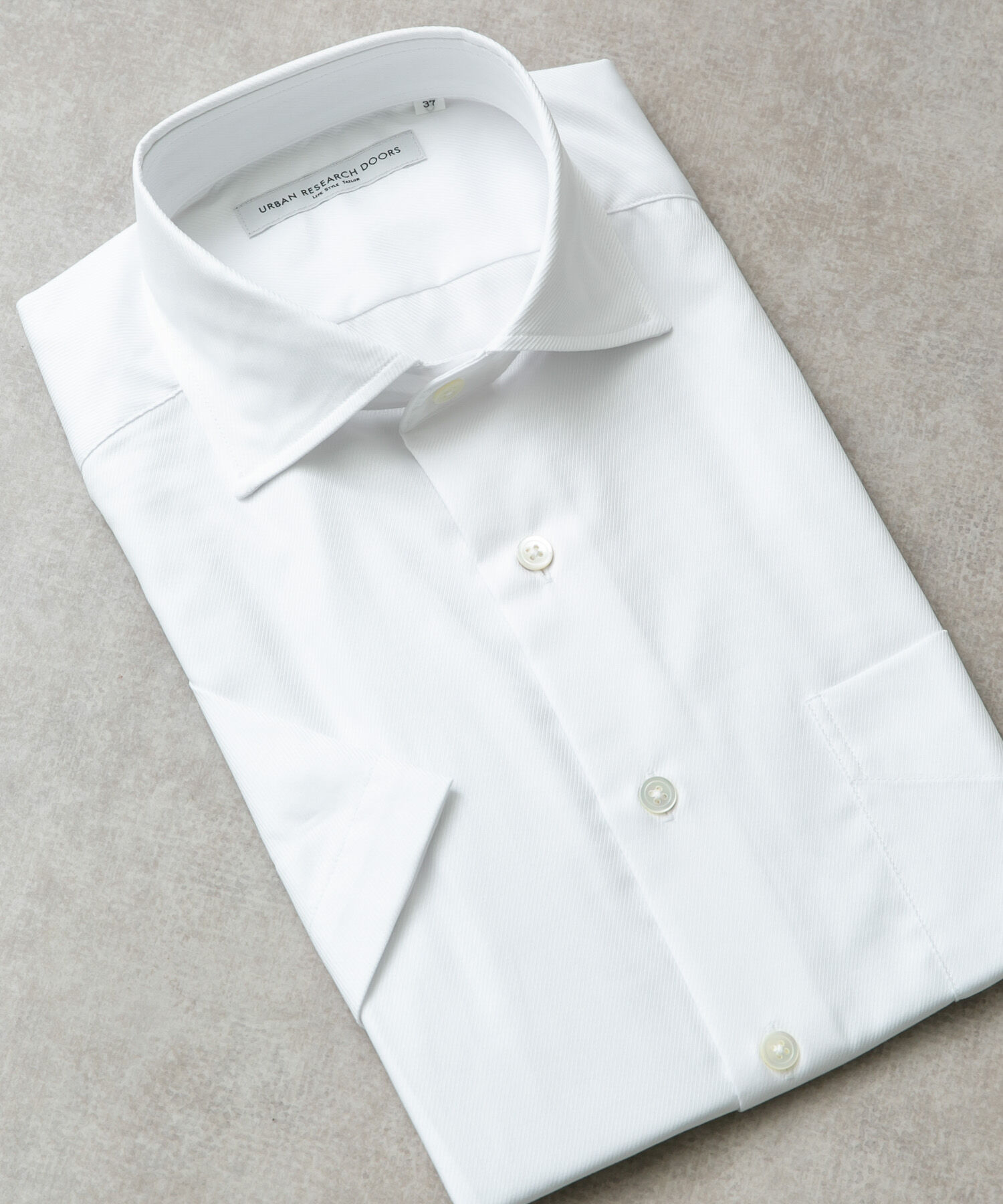 URBAN RESEARCH DOORS「LIFE STYLE TAILOR　セミワイド半袖シャツ」|シャツ・ブラウス|ホワイト