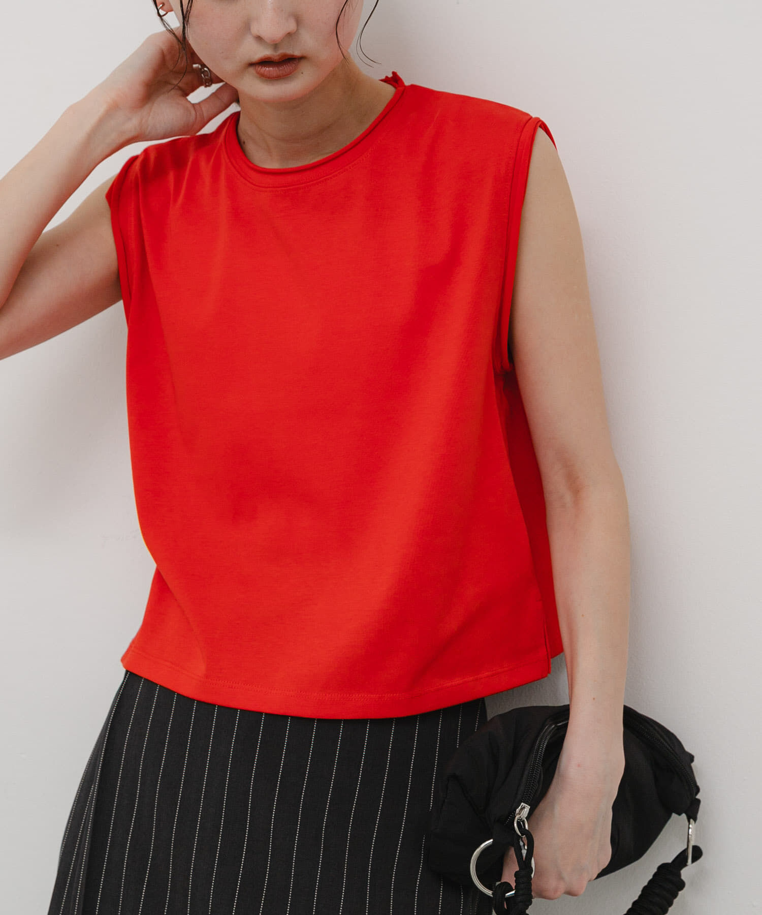 SENSE OF PLACE by URBAN RESEARCH「『汗ジミ防止』SKINProofノースリーブロールTシャツ」|タンクトップ|レッド