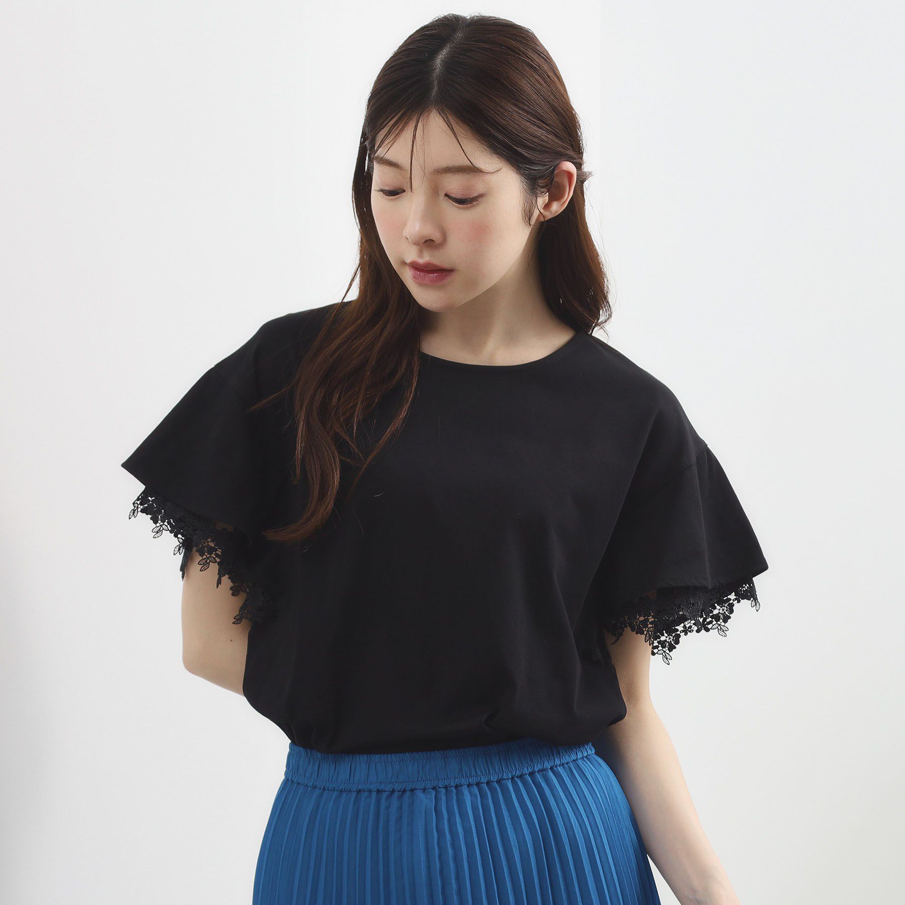 grove「【二の腕カバー、UV/ひんやり】涼しく華やかに、レースレイヤードスリーブTシャツ」|Tシャツ・カットソー|ブラック(019)