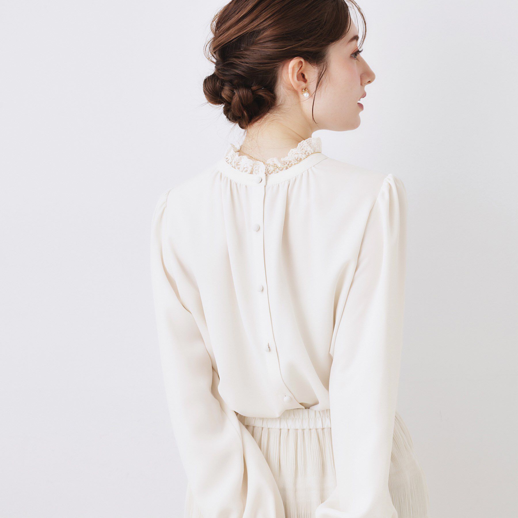 Couture broach「【2WAY・ハレの日・通勤】エンブロレースブラウス」|シャツ・ブラウス|