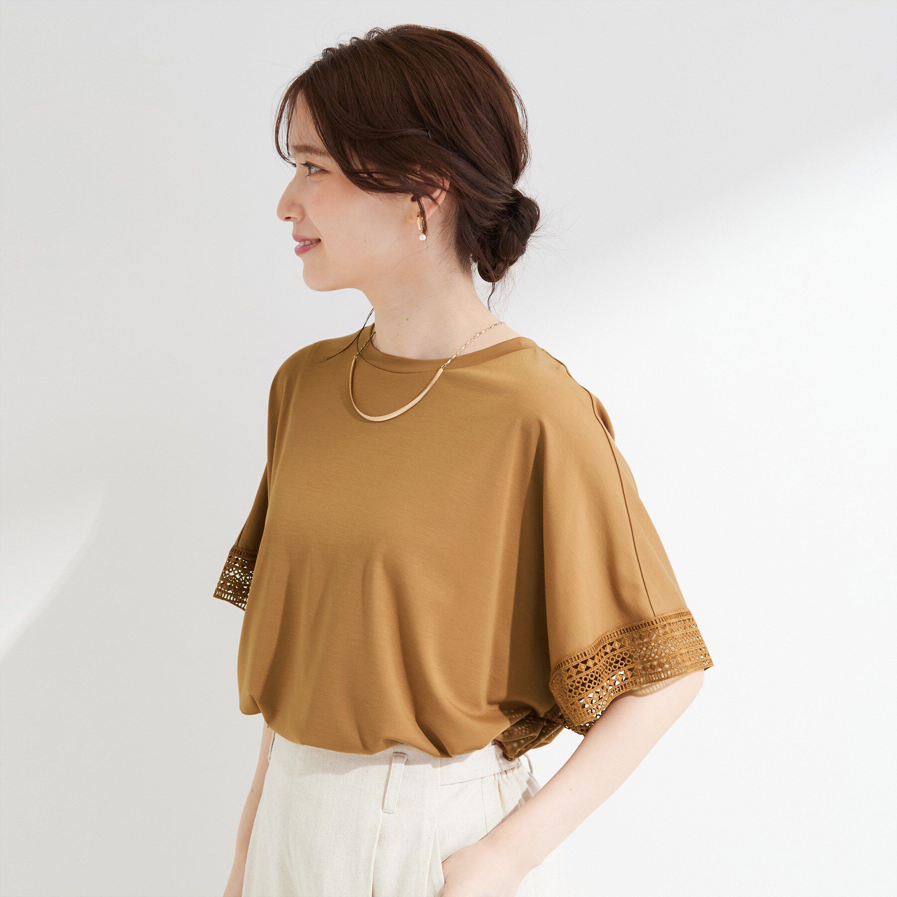 SHOO･LA･RUE「【ひんやり/UV】お袖レースが上品 ゆったりとろみトップス」|Tシャツ・カットソー|