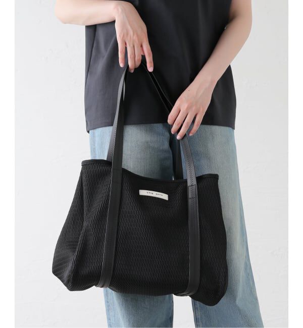 IENA「qbag paris/キューバッグ パリ NEST ZIP L バッグ」|トートバッグ|ブラック