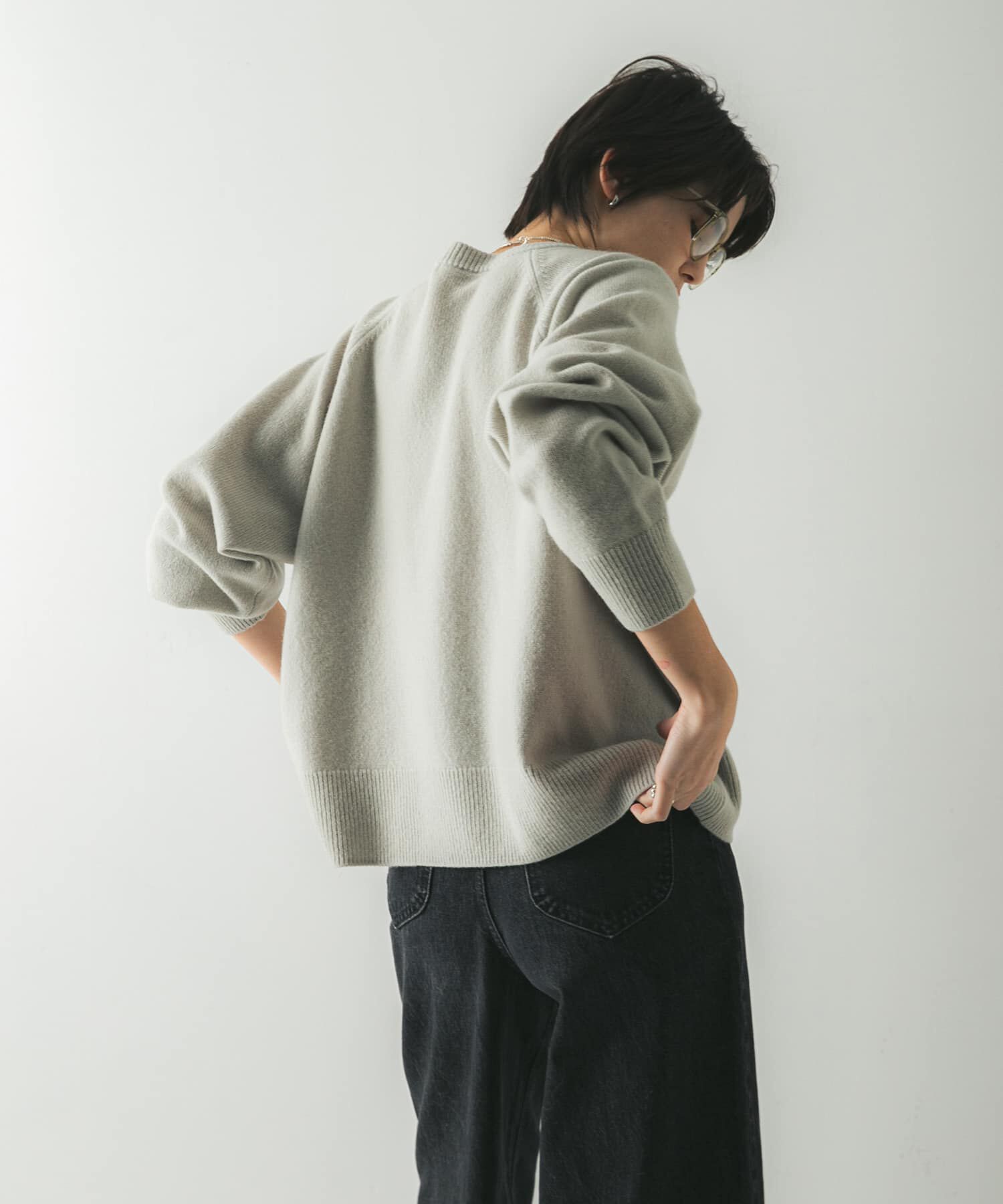 URBAN RESEARCH「カシミヤ強縮クルーネックニット」|ニット・セーター|