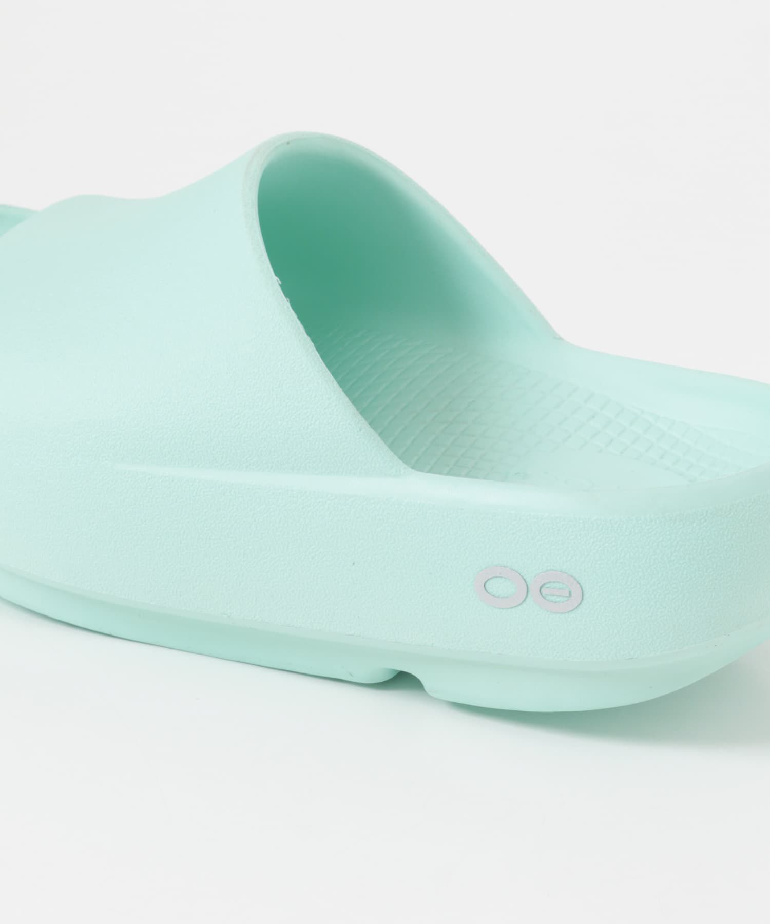 URBAN RESEARCH DOORS「OOFOS　OOAHH+」|サンダル|