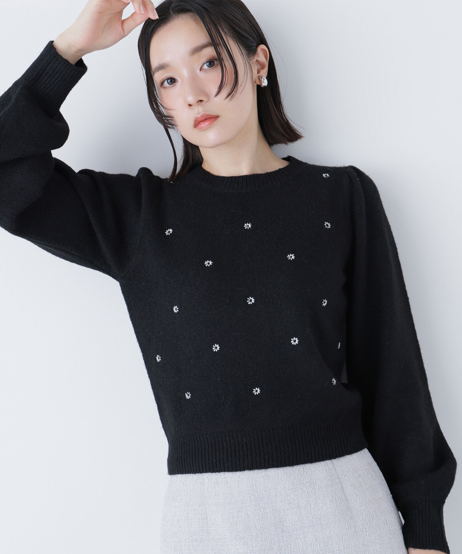  「フラワー刺繍ニット」|ニット・セーター|ブラック