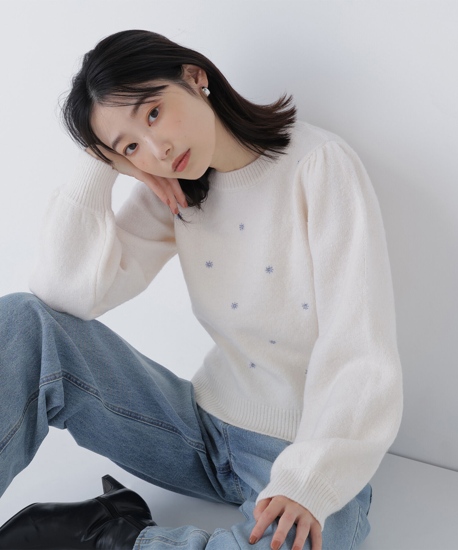  「フラワー刺繍ニット」|ニット・セーター|オフホワイト1