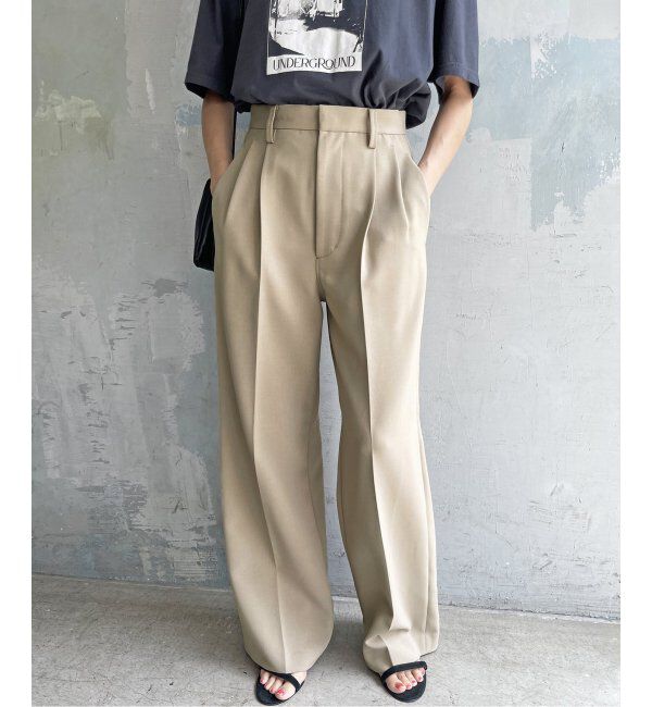 Spick and Span「ダブルクロスツータックパンツ」|スラックス|ベージュ