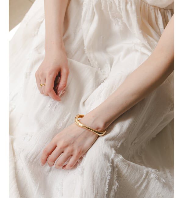NOBLE「《追加》PETIT MOMENTS/プティモーメント Wave Cuff」|ブレスレット・バングル|ゴールド