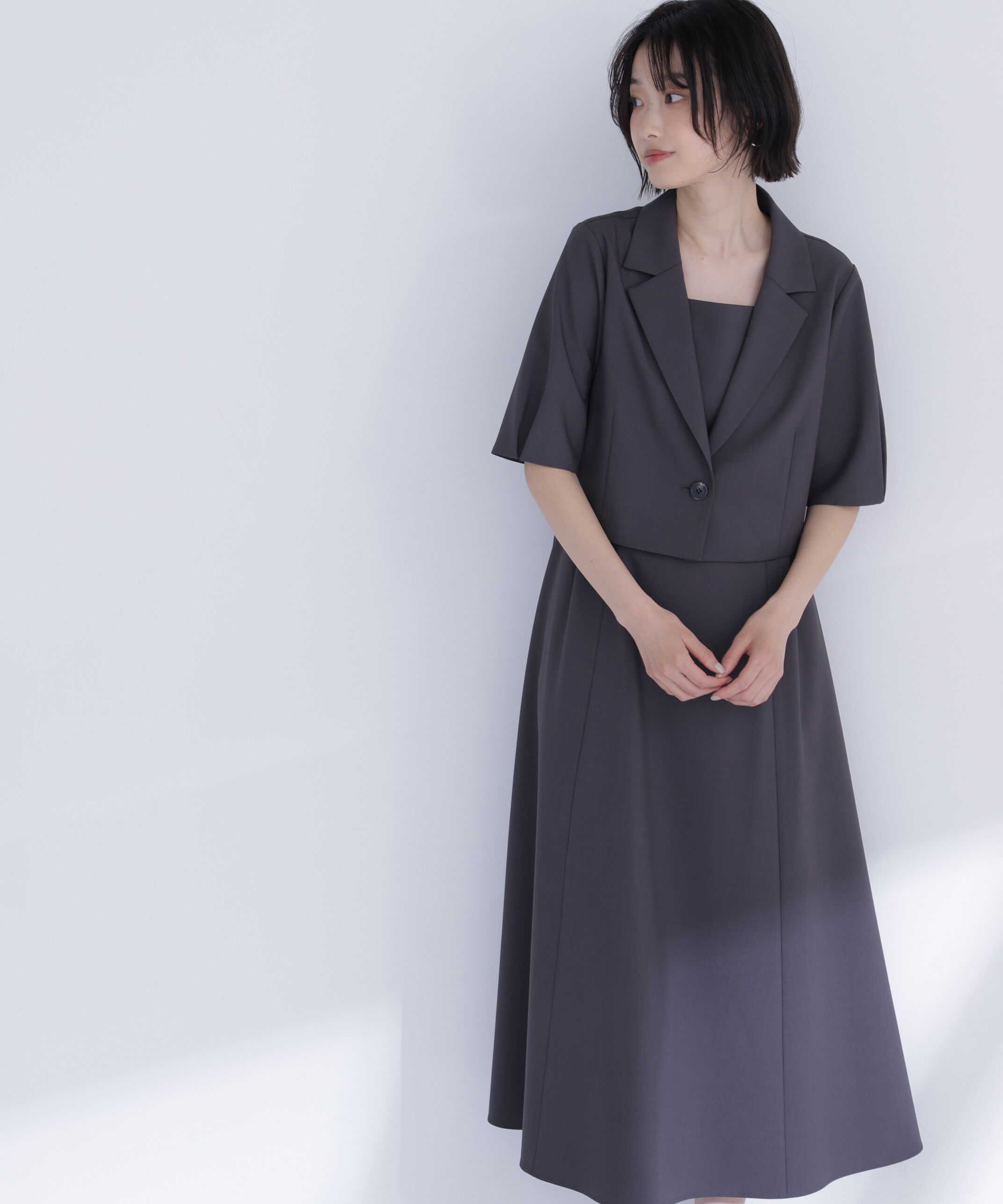  「ショートジャケット＆ワンピース」|ワンピース|チャコール1