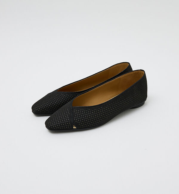 AU BANNISTER「【Vibram/ヴィブラムソール】Ｖカットフラットパンプス」|パンプス|ブラック