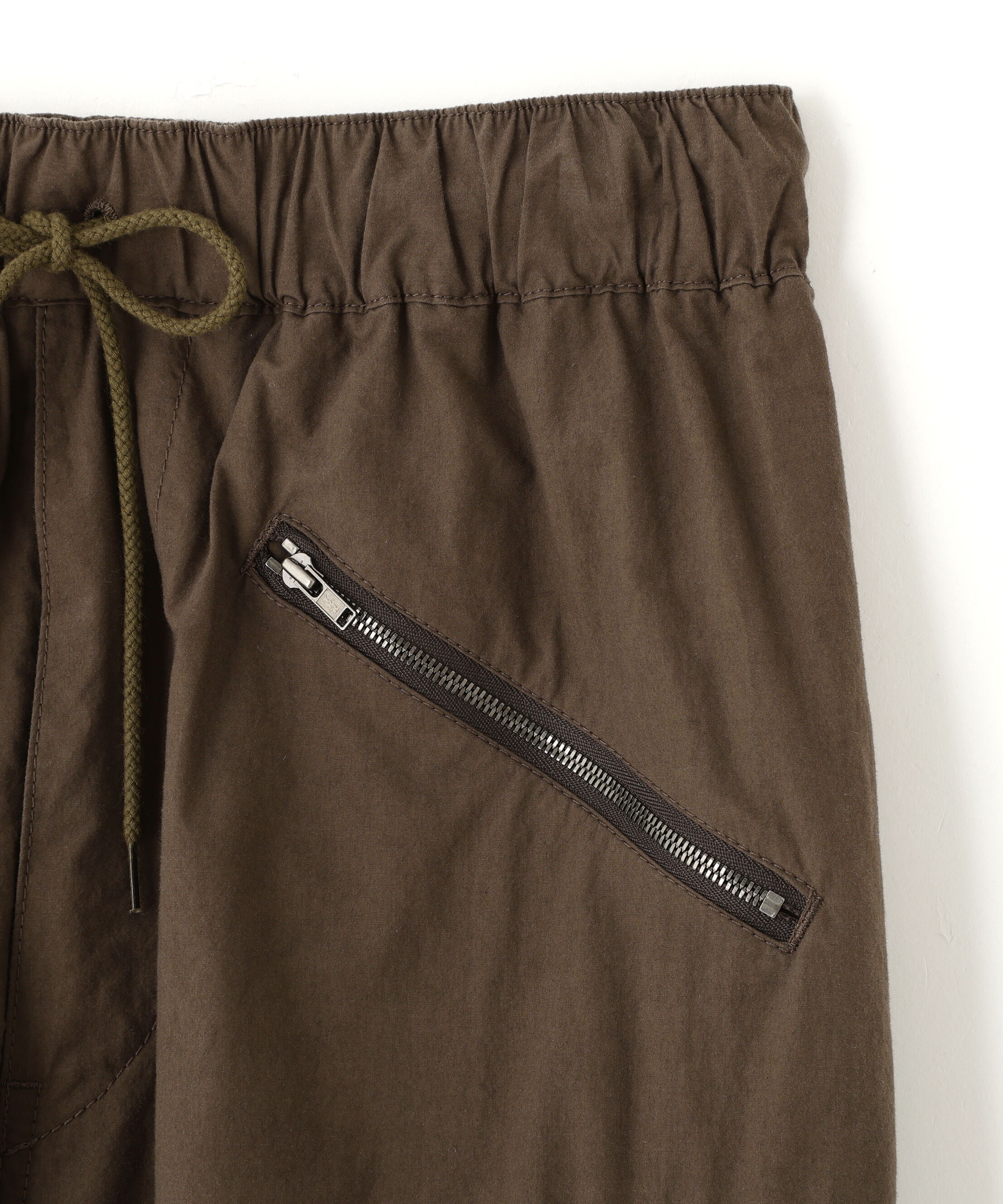 YLEVE 「YLEVE / HIGH DENSITY TYPEWRITER COTTON CARGO PANTS」|その他|