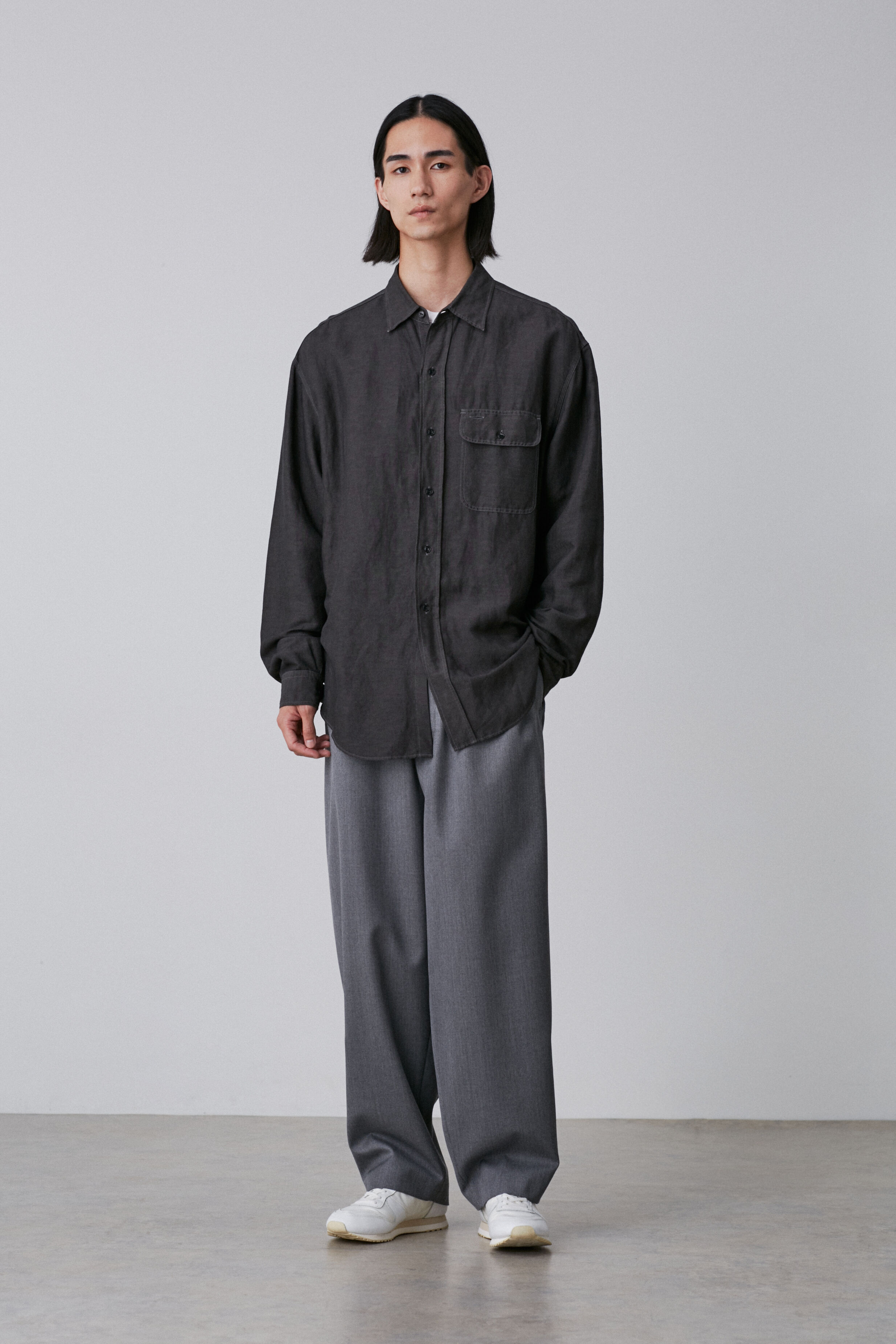 YLEVE 「YLEVE / WOOL SURGE EASY TROUSERS」|その他|