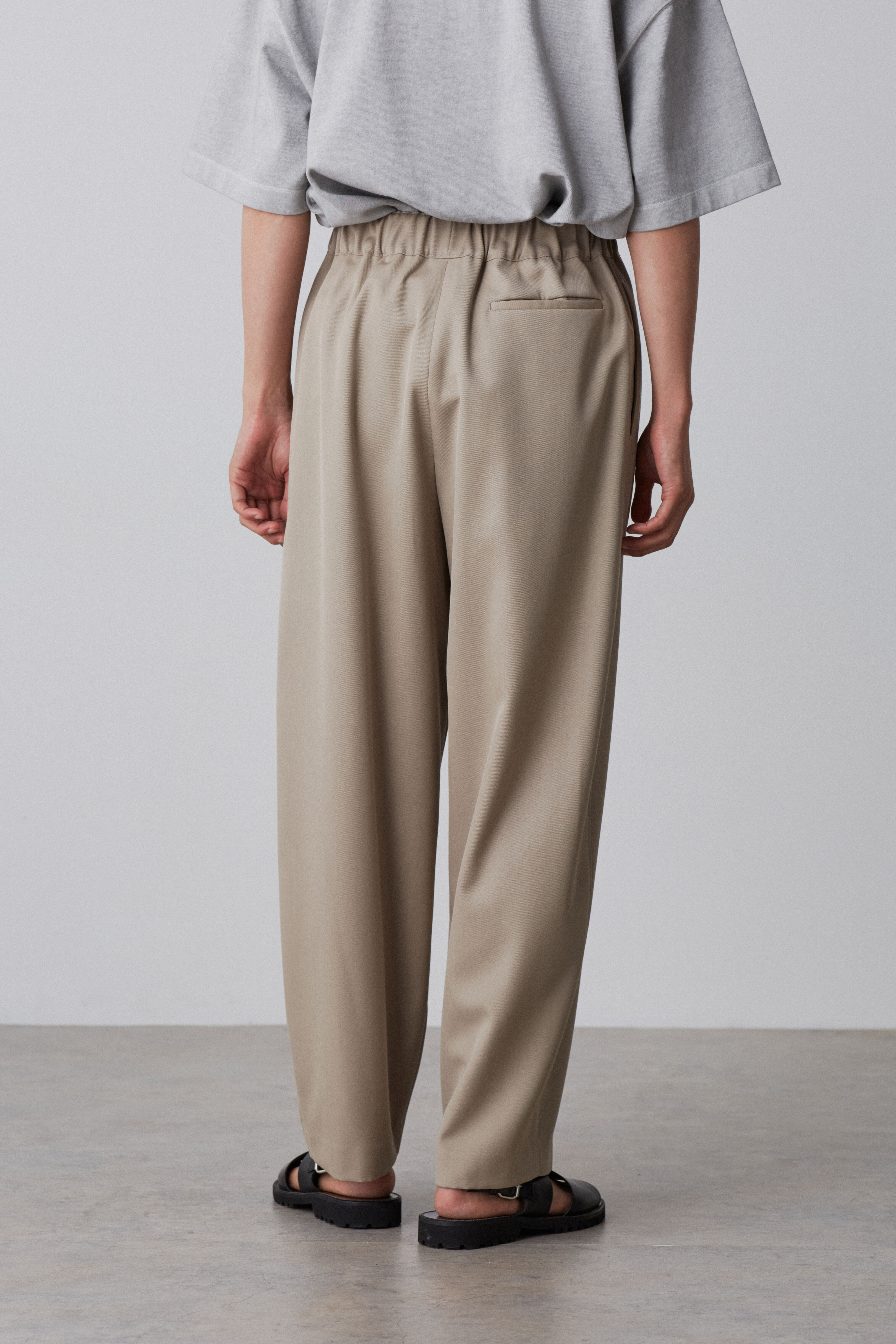 YLEVE 「YLEVE / WOOL SURGE EASY TROUSERS」|その他|