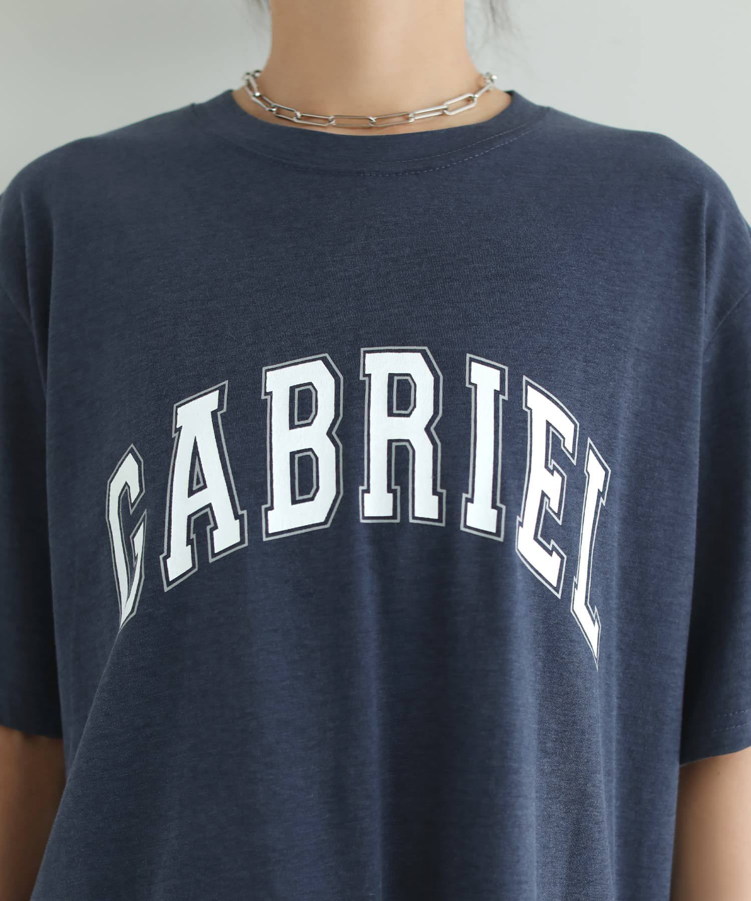 STYLE DELI「質感加工ロゴTシャツ／GABRIEL」|Tシャツ・カットソー|
