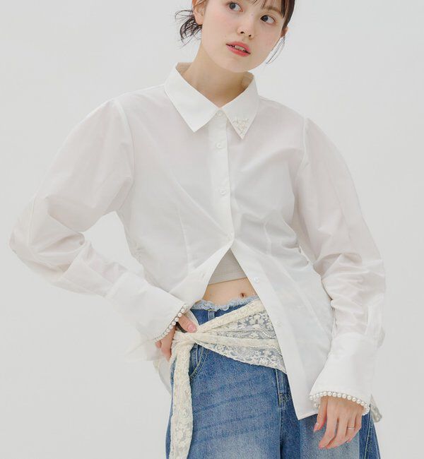  「【lilium by lily】ビジュー襟シェイプシャツ」|シャツ・ブラウス|オフホワイト
