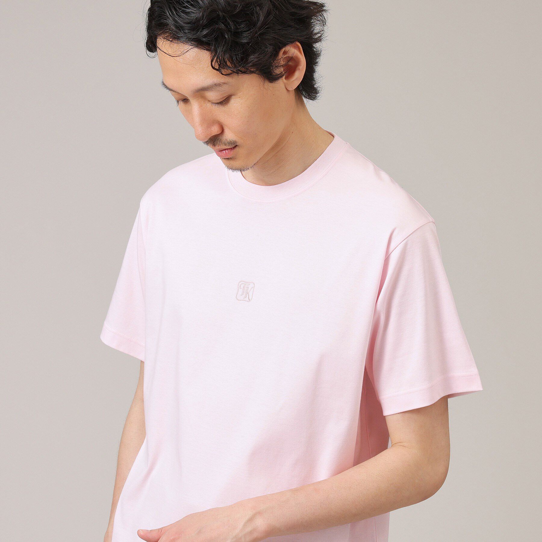 TAKEO KIKUCHI「【刺繍ロゴT】スムース ワンポイント Tシャツ」|Tシャツ・カットソー|