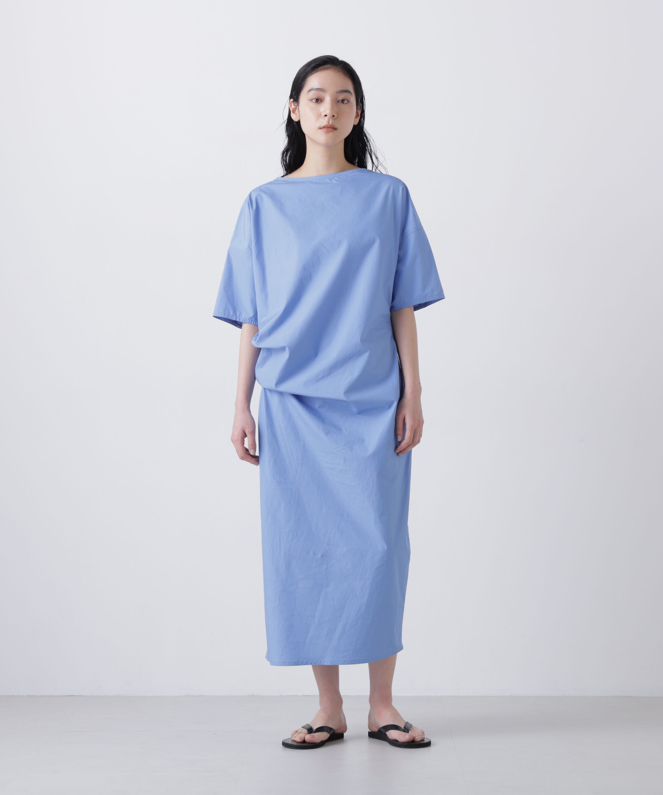 YLEVE 「YLEVE / FINX COTTON WEATHER ASYMMETRY ONE PIECE」|ワンピース|ブルー