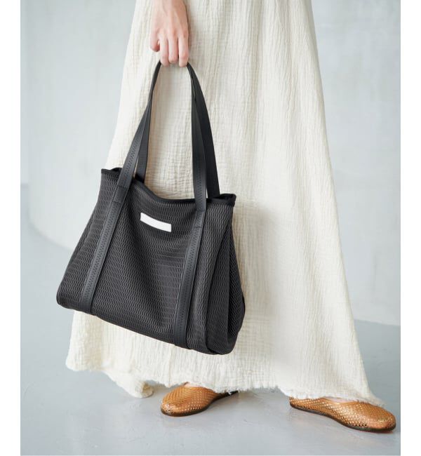 IENA「《洗濯機洗い可》qbag paris/キューバッグ パリ 別注NEST ZIP M バッグ」|トートバッグ|