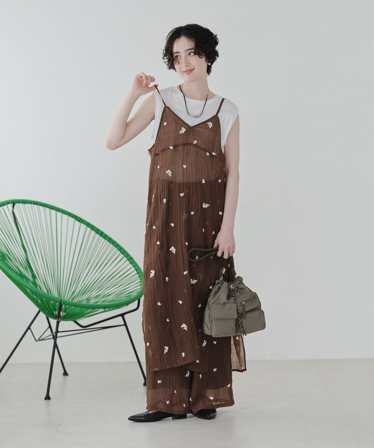 Green Parks「花柄刺繍キャミワンピース」|ワンピース|Brown