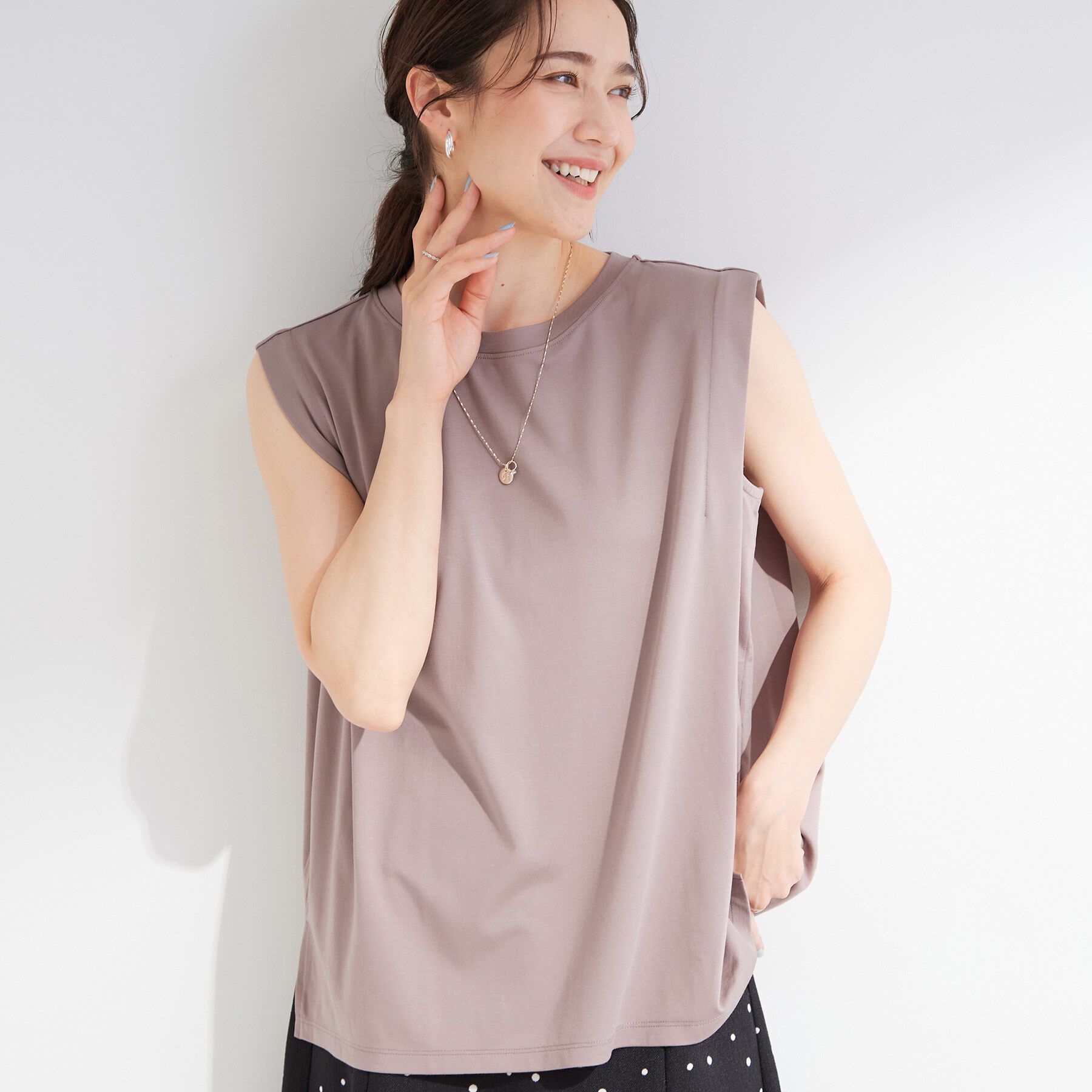 SHOO･LA･RUE「【UVカット/接触冷感】とろみタックノースリーブトップス」|Tシャツ・カットソー|ブラウン(043)