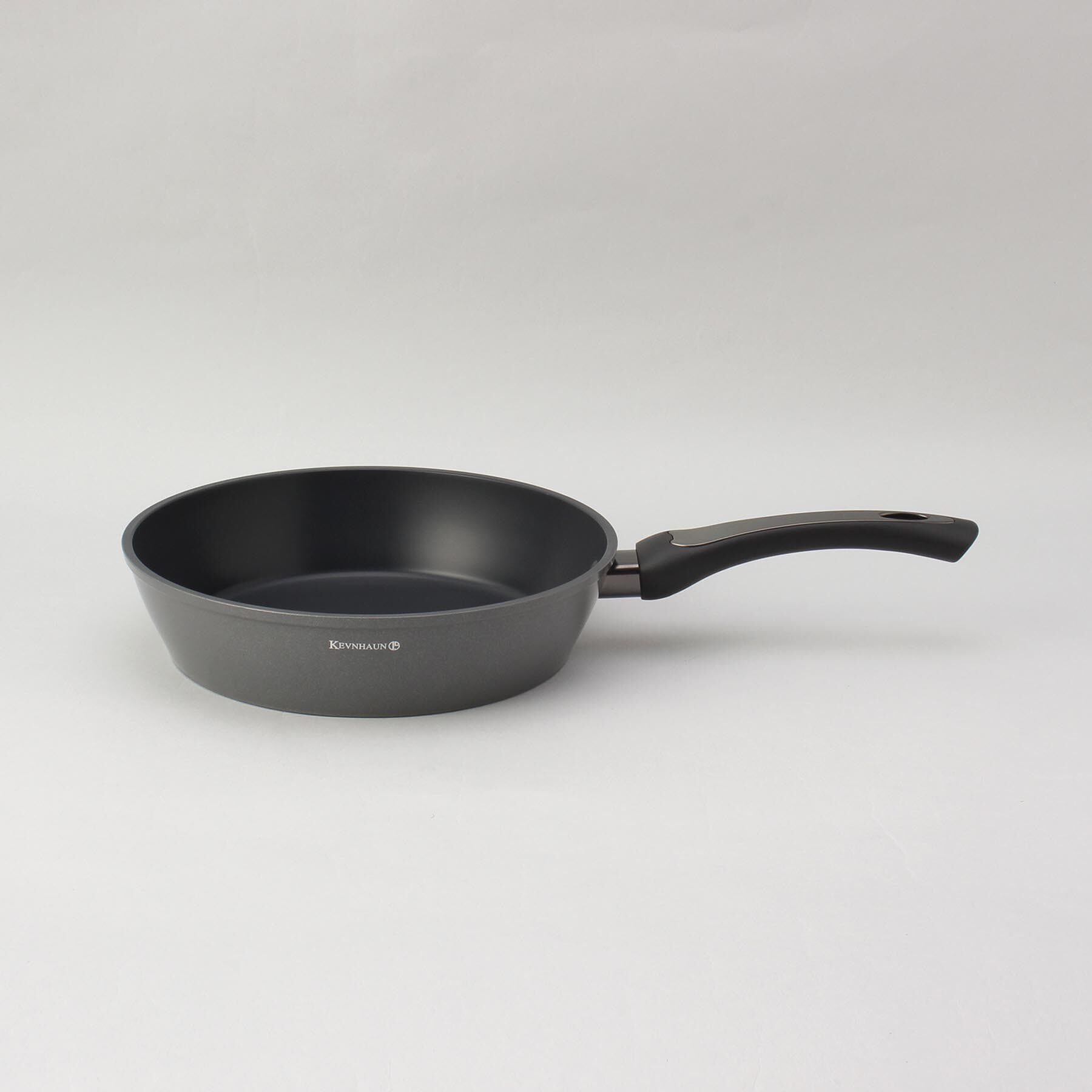212 KITCHEN STORE「プラズマプロ フライパン24cm ＜KEVNHAUN ケヴンハウン＞」|食器・キッチングッズ|