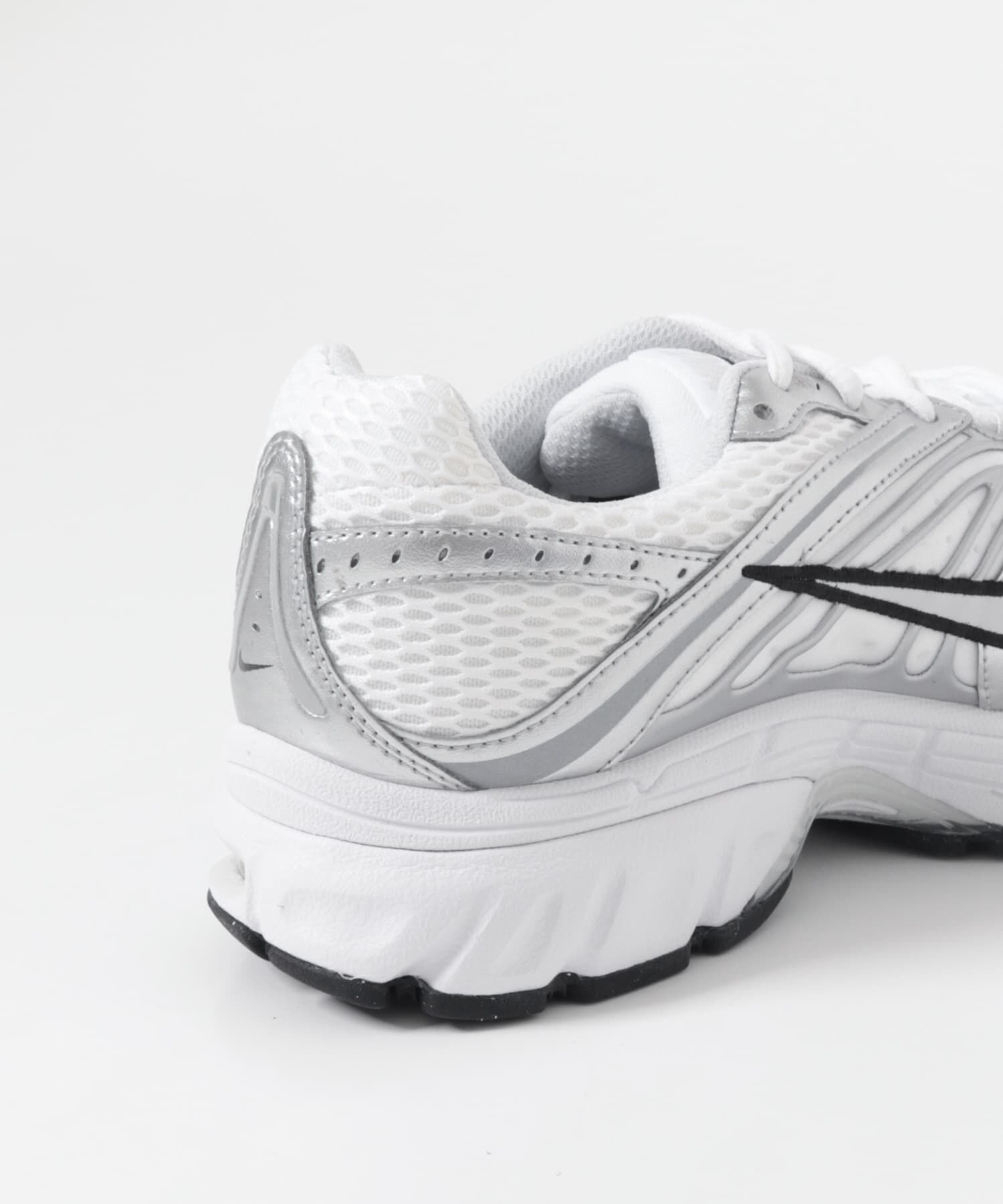 URBAN RESEARCH DOORS「NIKE　エアマックス MOTO 2K」|スニーカー|