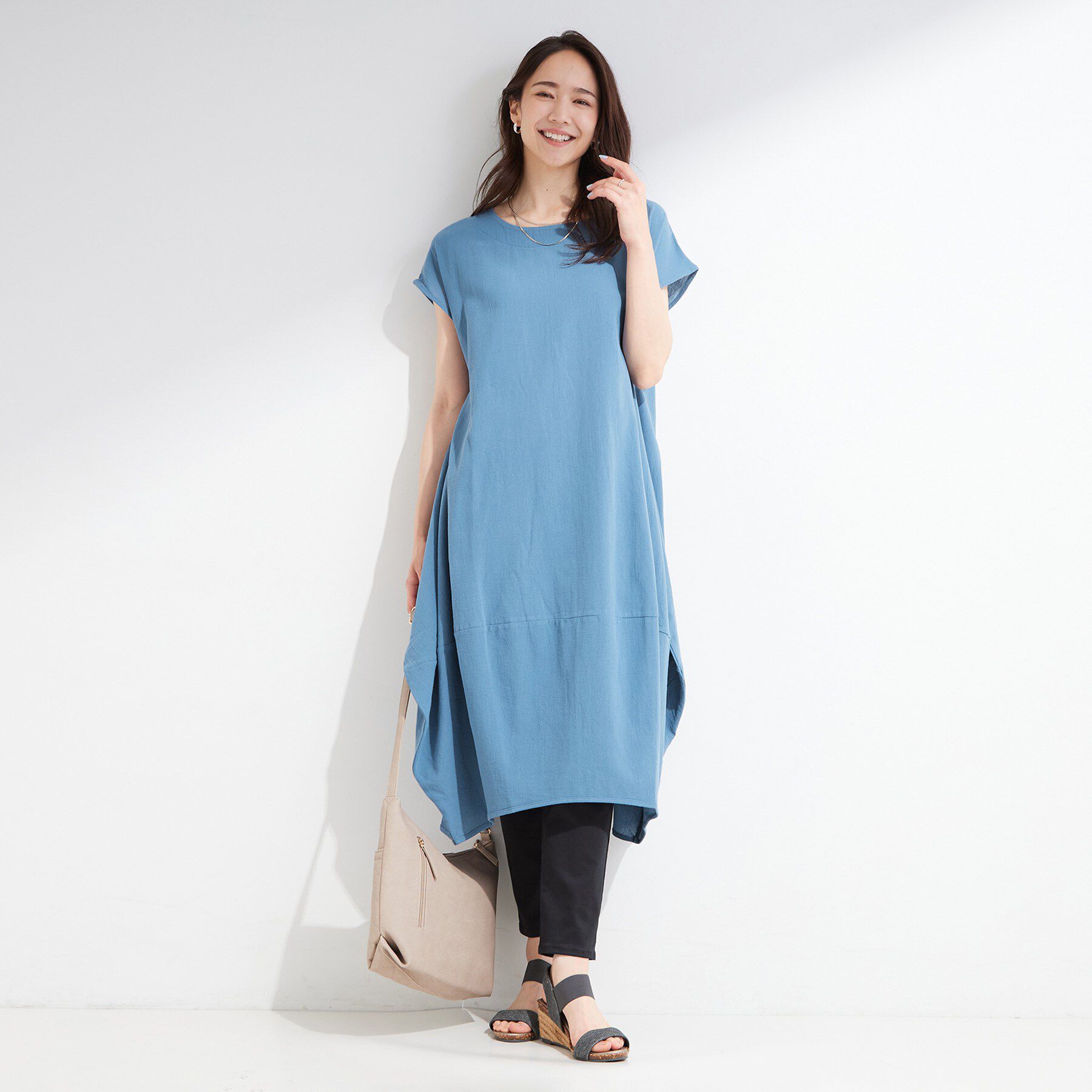 SHOO･LA･RUE「【S-LL/洗濯機可/体型カバー】ふんわりラインが女性らしい コクーンワンピース」|ワンピース|