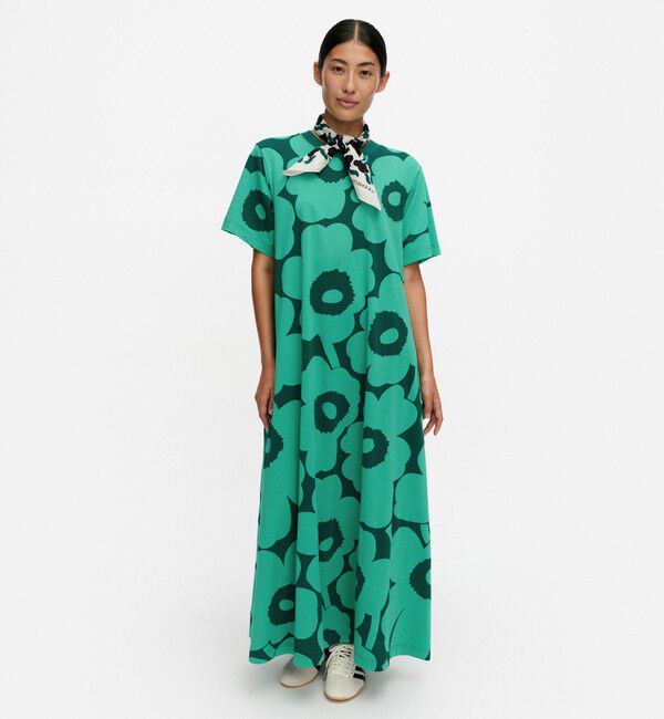 Marimekko「Sh Koostua Unikko ワンピース」|ワンピース|ｸﾞﾘｰﾝ&times;ﾀﾞｰｸｸﾞﾘｰﾝ