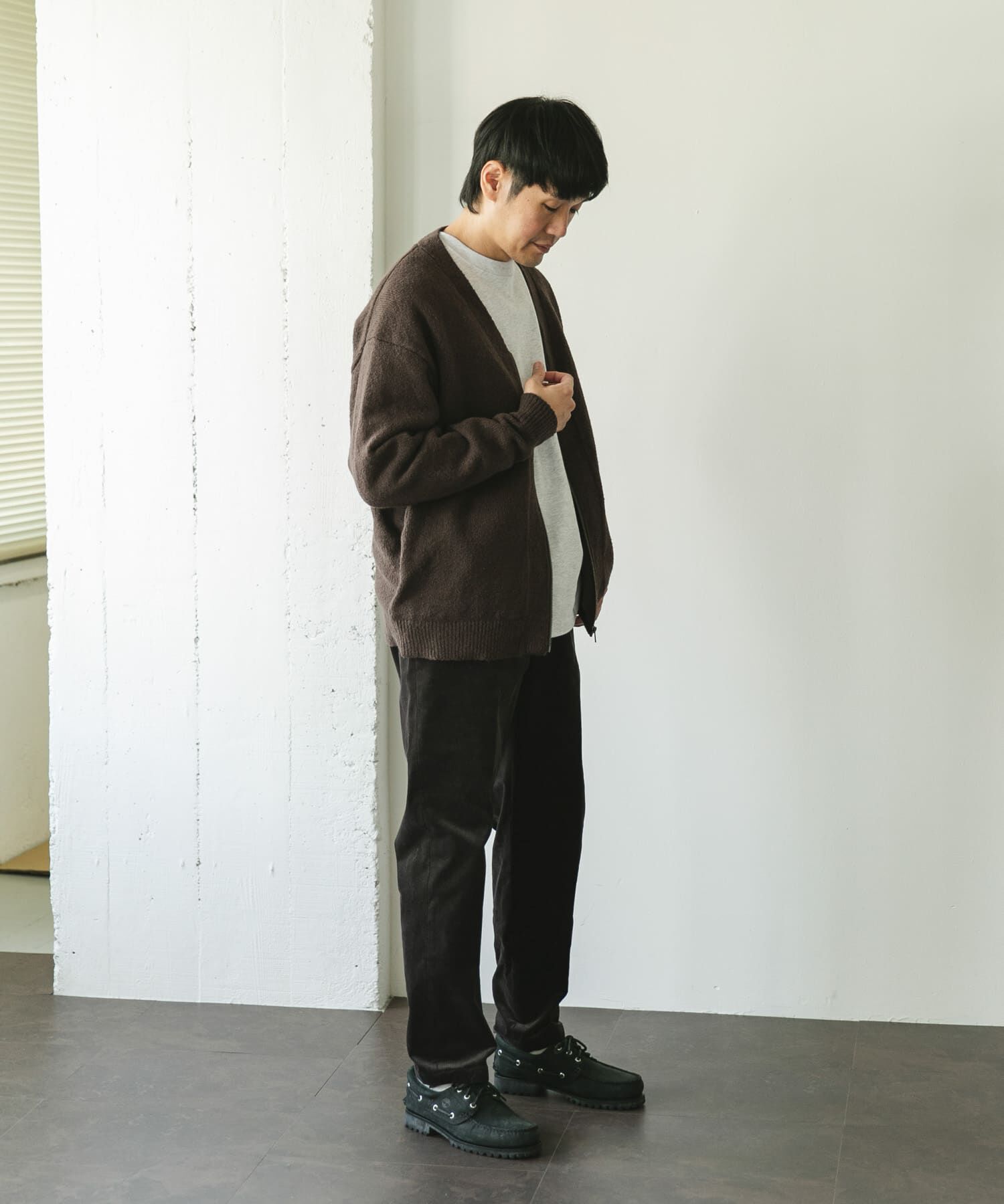 URBAN RESEARCH DOORS「AIR FIT Vネックカーディガン」|カーディガン|