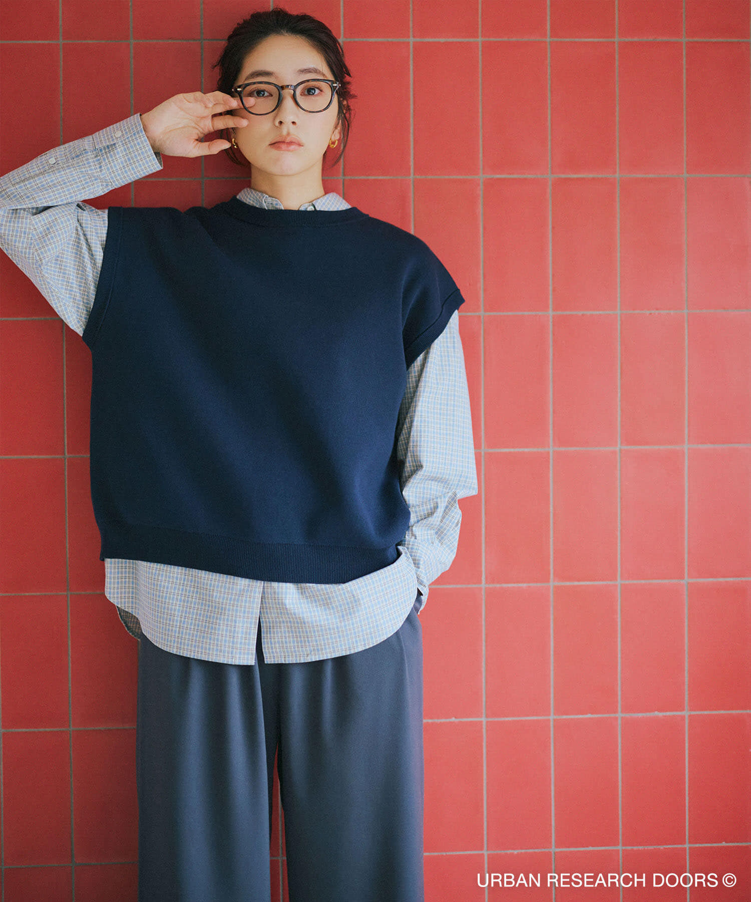 URBAN RESEARCH DOORS「『仁村紗和さん着用』『UR TECH Renew Knit』2WAYベスト」|ベスト・ジレ|ネイビー