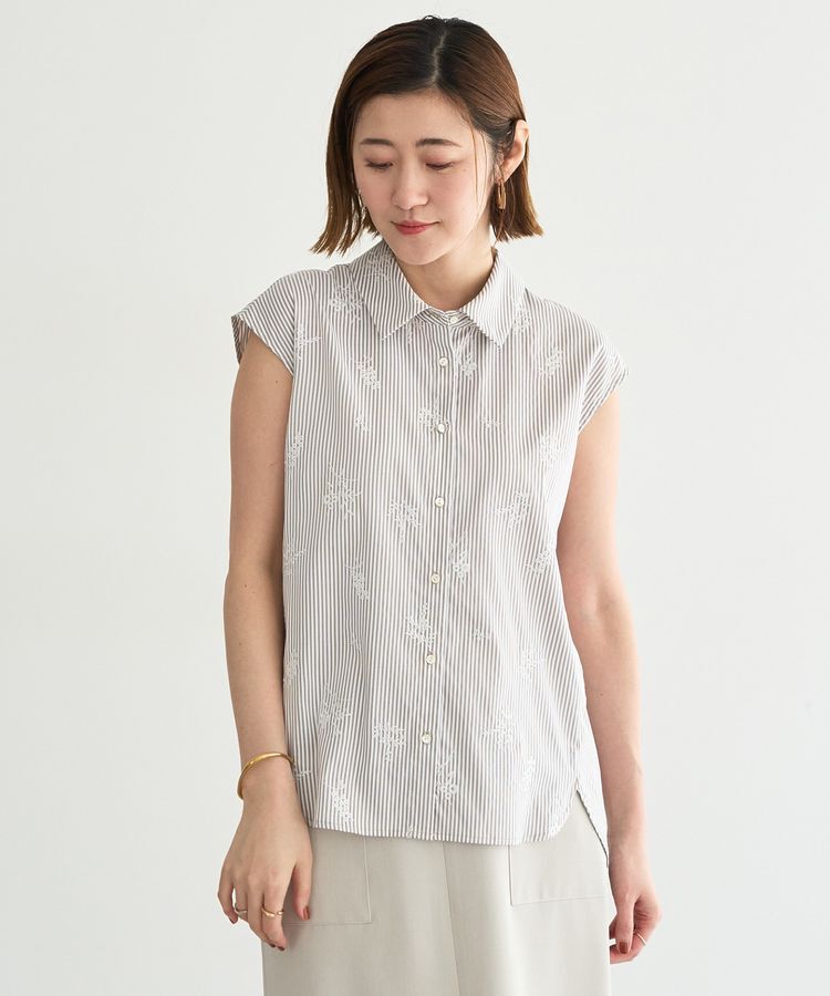 YECCA VECCA「ストライプ柄フラワー刺繍シャツ」|シャツ・ブラウス|Beige