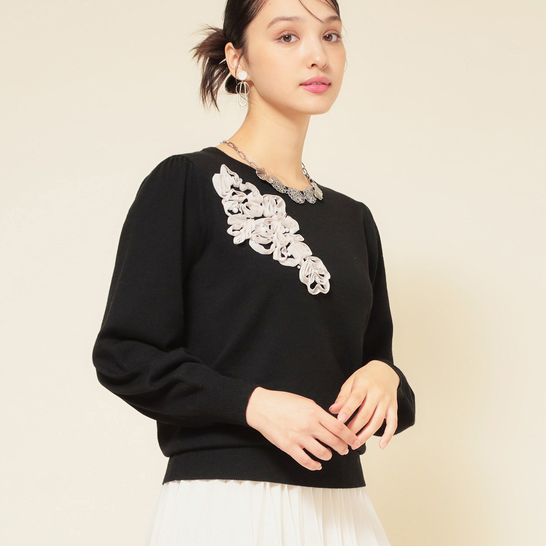 SunaUna「【チュール刺繍】クラフトニット」|ニット・セーター|ブラック(019)