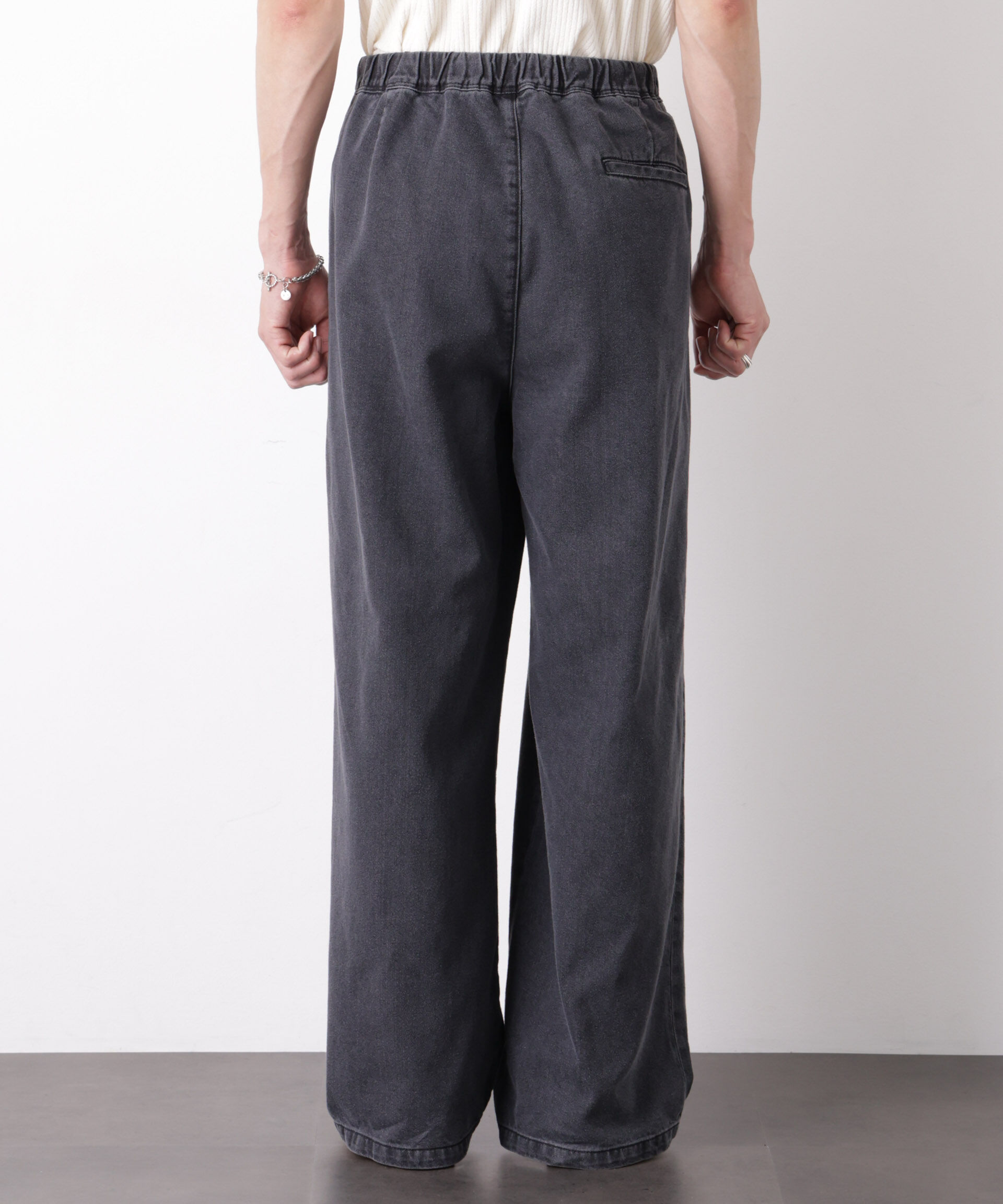 nano･universe「COOLLY DENIM ワイドイージーパンツ（接触冷感）」|チノ|