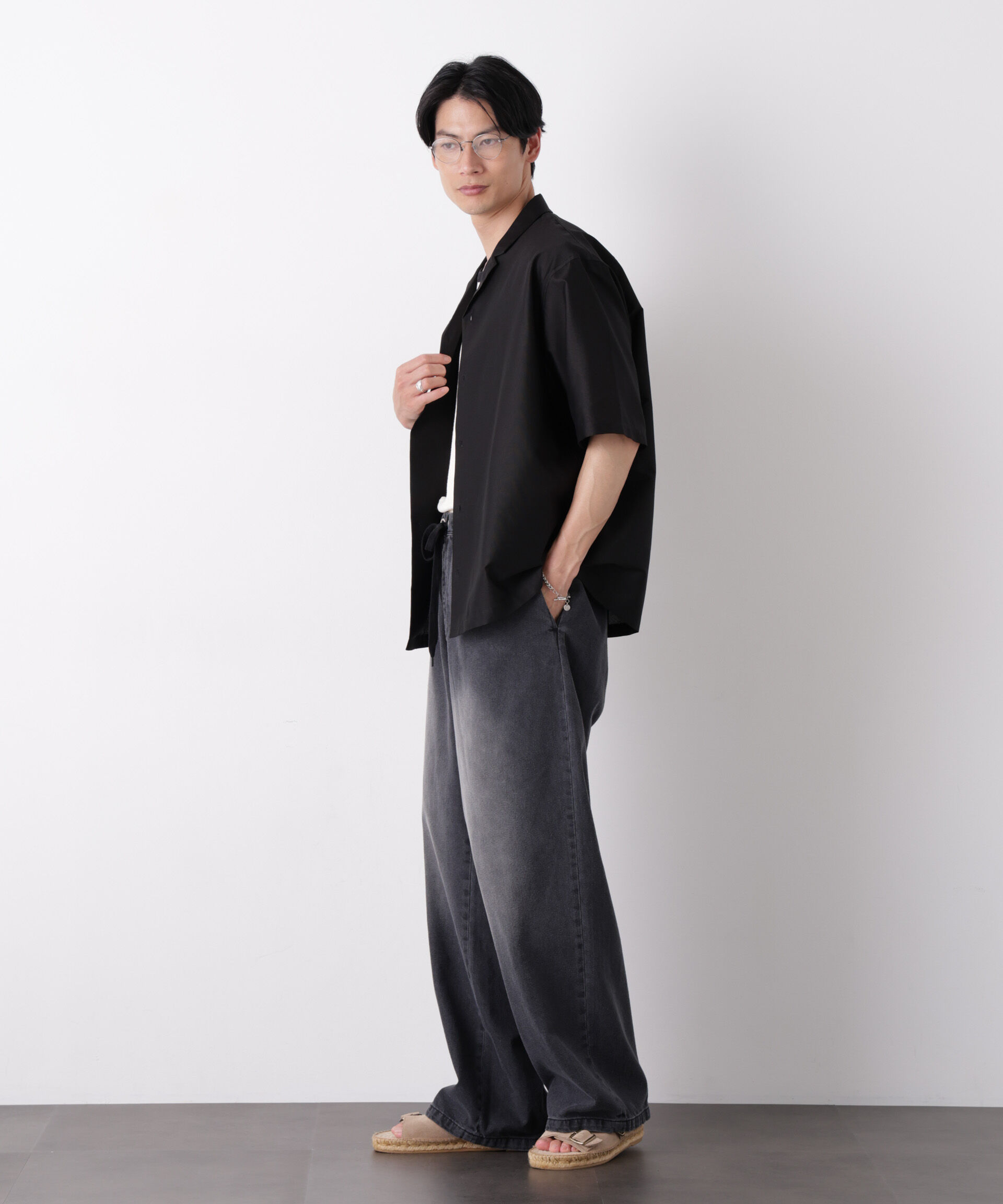 nano･universe「COOLLY DENIM ワイドイージーパンツ（接触冷感）」|チノ|