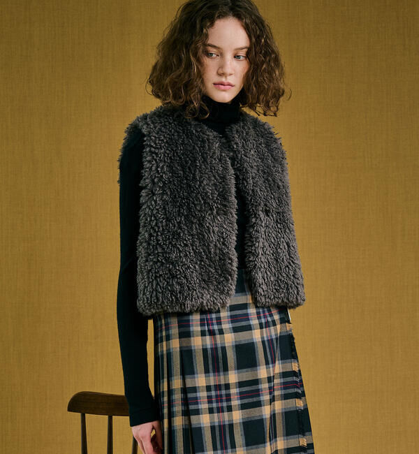 LE GLAZIK「LE GLAZIK | エコファー ジレ WOMEN」|その他|DKGREY