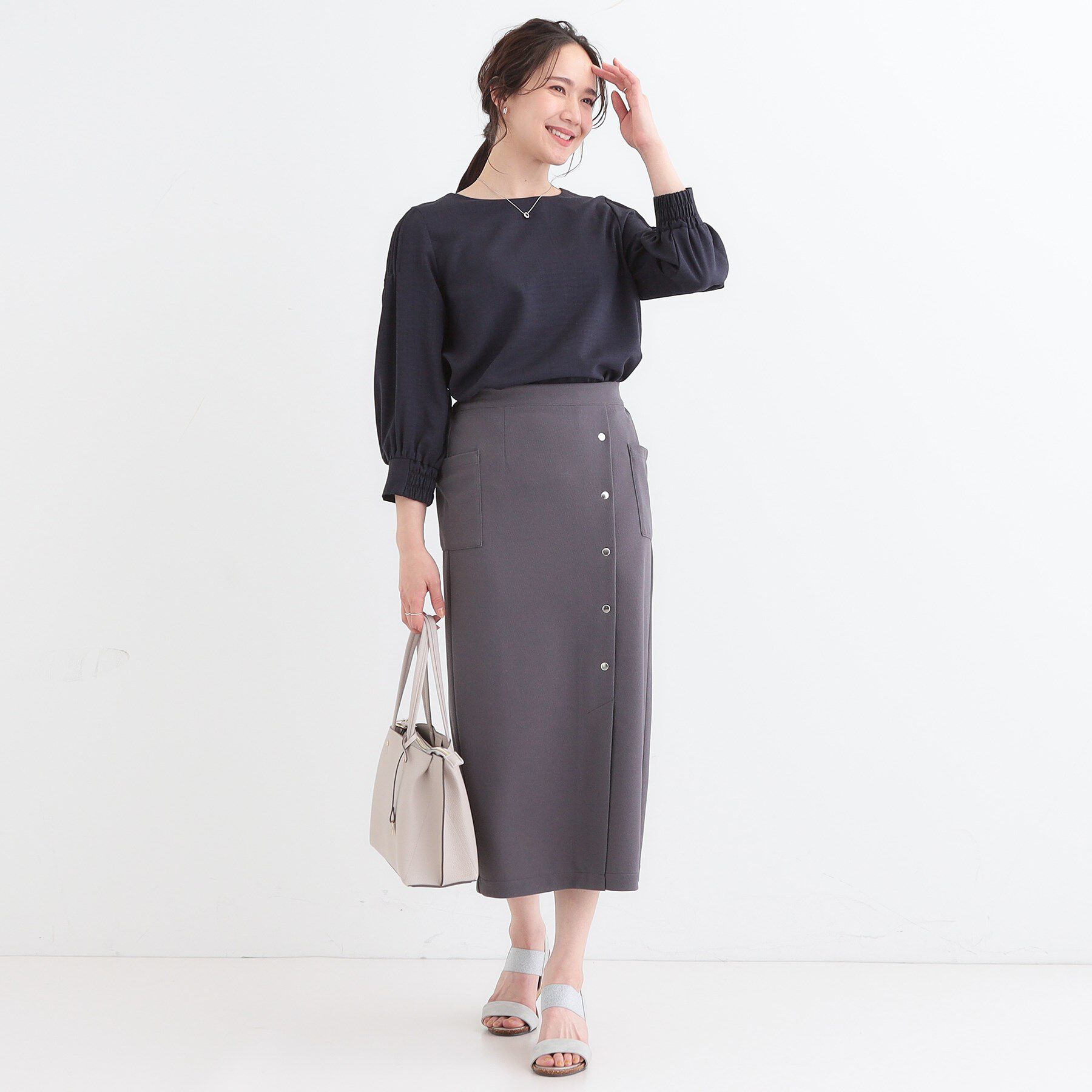SHOO･LA･RUE「【洗える/洗濯後しわになりにくい】無理せずキレイ 肩タックブラウス」|シャツ・ブラウス|
