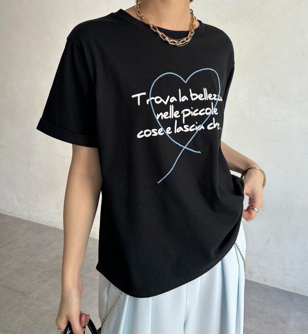  「【WEB限定】ハート刺繍ロゴプリントTEE」|Tシャツ・カットソー|