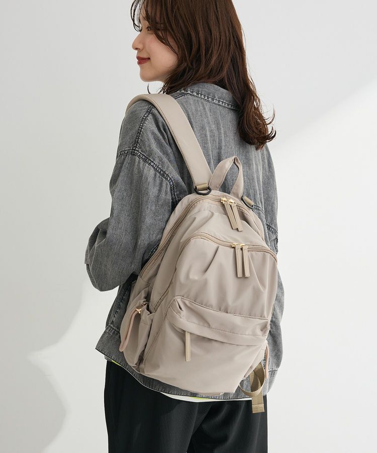 Green Parks「【10ポケBag】収納アドバイザー監修2層リュック」|リュック|Beige