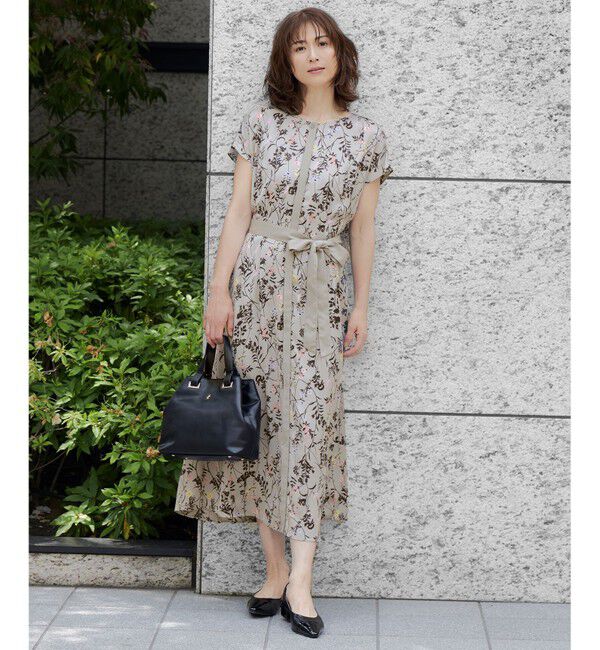 自由区「【ご好評につき追加生産・新色追加・褒められ・お出掛け】ハーバルフロープリント ワンピース」|ドレス|ﾗｲﾄｸﾞﾚ