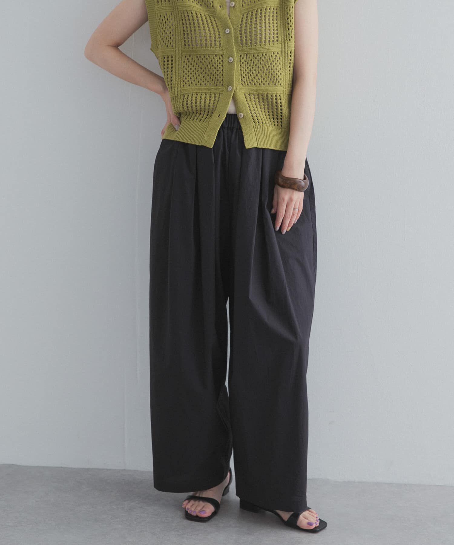 URBAN RESEARCH DOORS「ギャザーボリュームパンツ」|その他|スミクロ