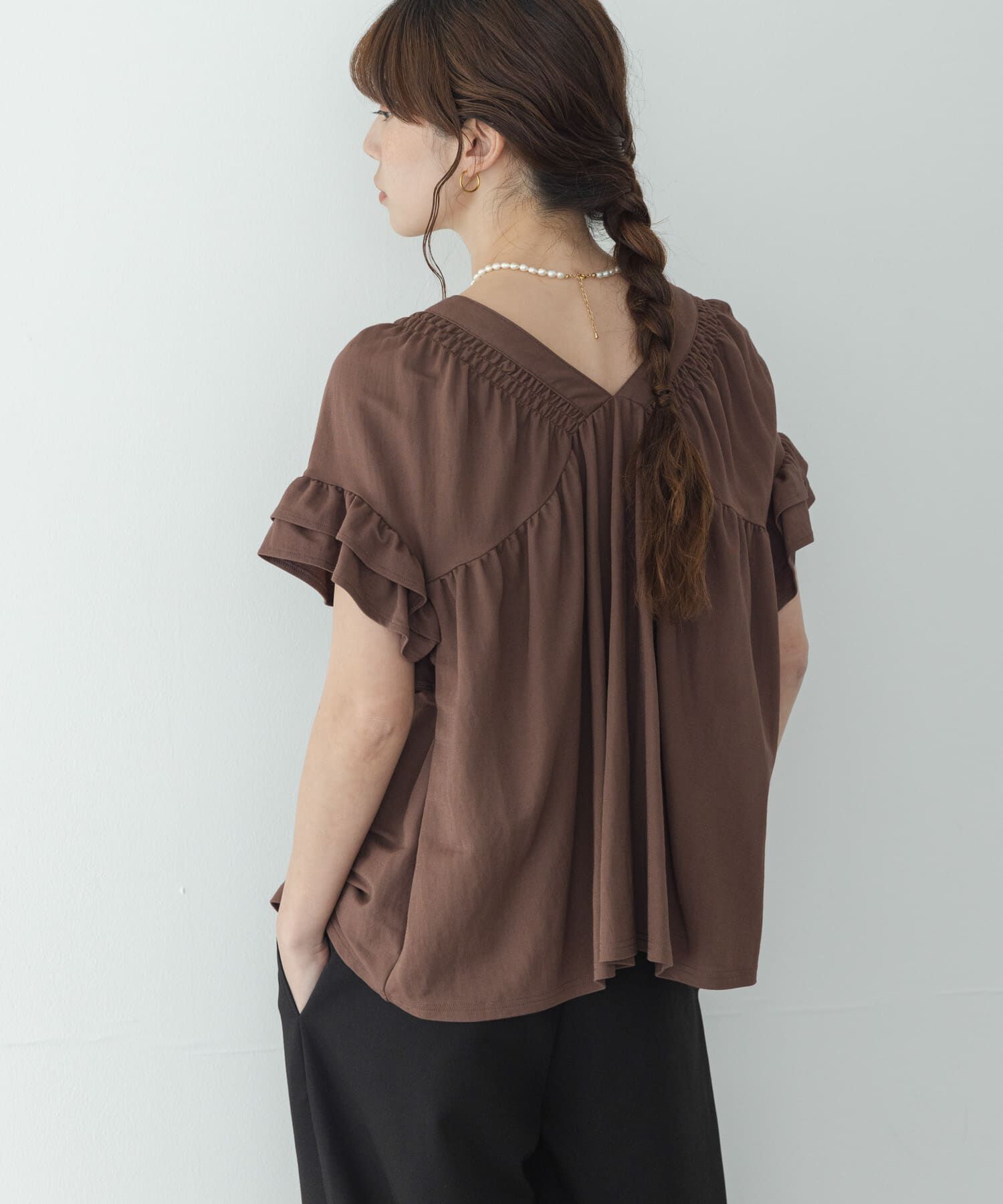Sonny Label 「シャーリングフリルスリーブプルオーバー」|Tシャツ・カットソー|ブラウン