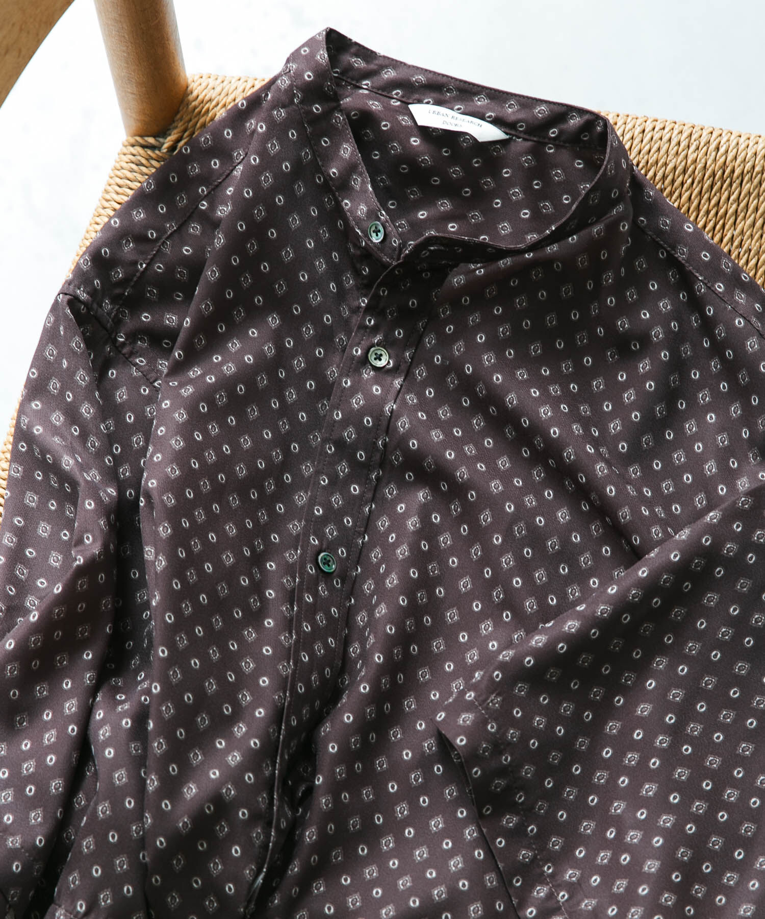 URBAN RESEARCH DOORS「バンドカラーショートスリーブ 総柄シャツ」|シャツ・ブラウス|