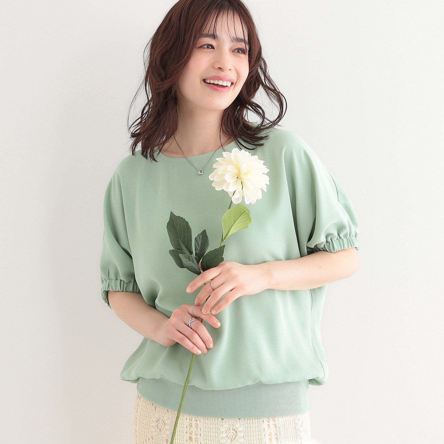 SHOO･LA･RUE「【高レビュー/UV/ひんやり/洗濯後しわになりにくい/5分袖】さらさら ドルマントップス」|シャツ・ブラウス|ミントグリーン(02