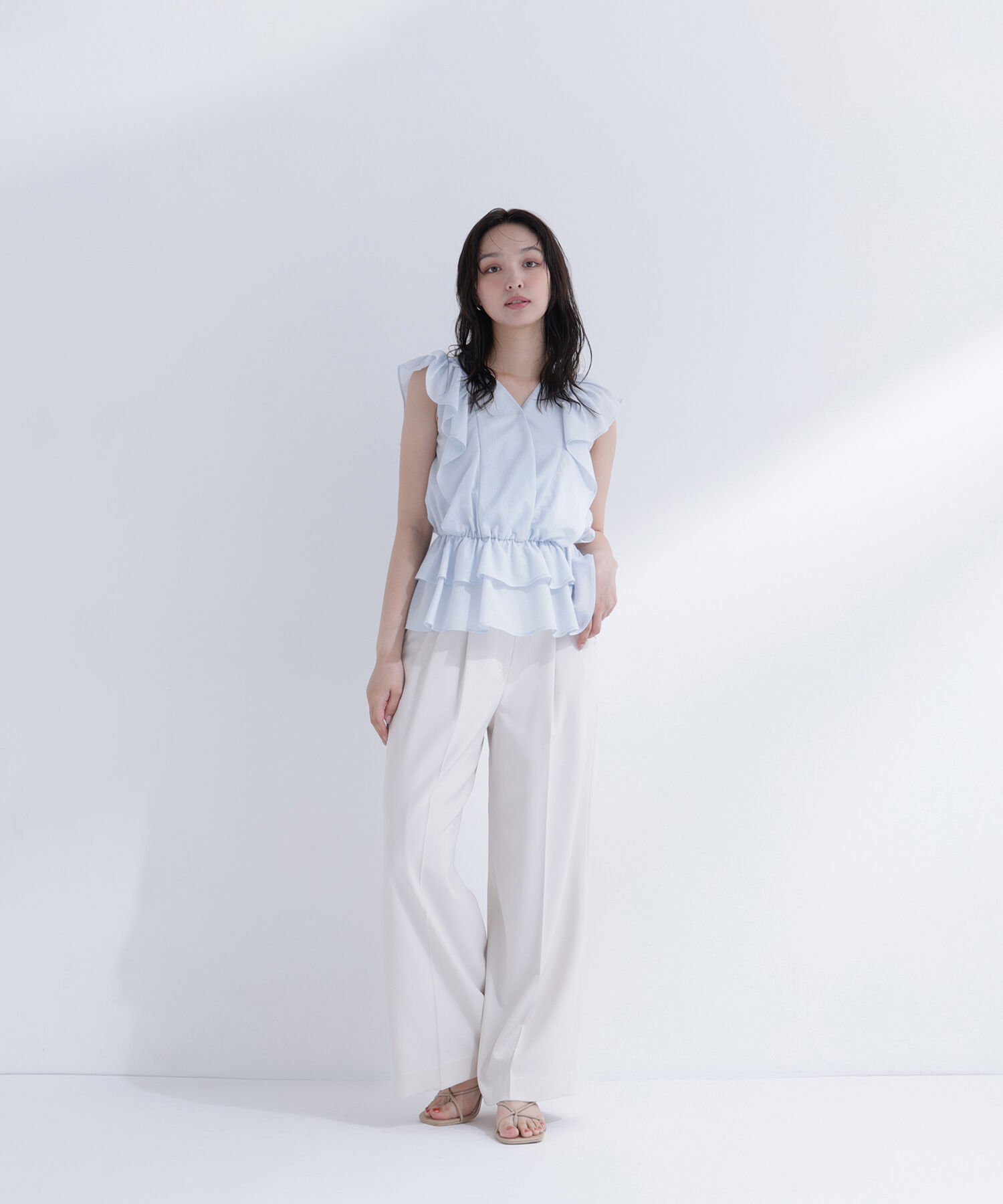  「〈山本里菜さんコラボ〉ラッフル楊柳ペプラムブラウス」|シャツ・ブラウス|