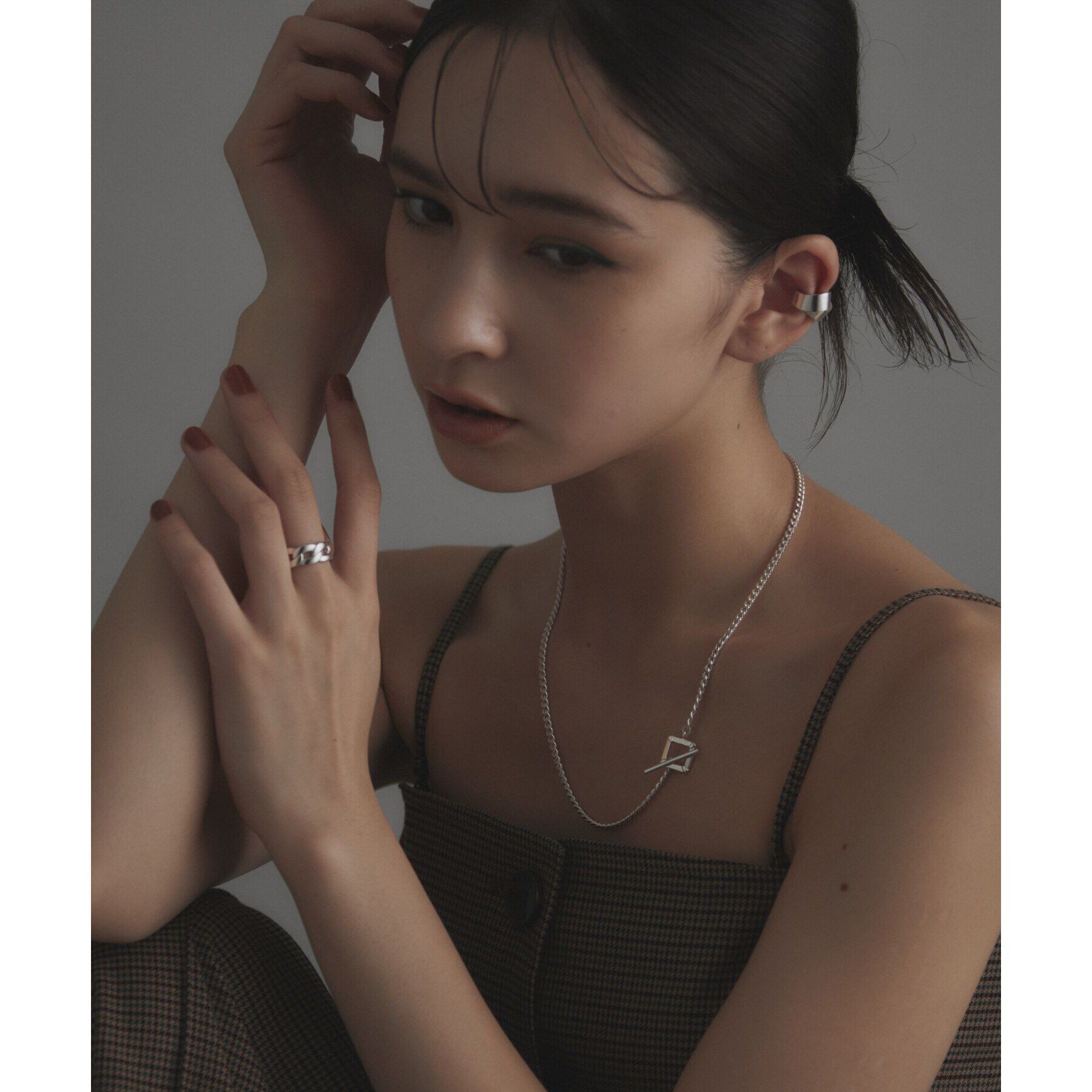 COCOSHNIK ONKITSCH「シルバー フォールディング イヤーカフ」|イヤーカフ|