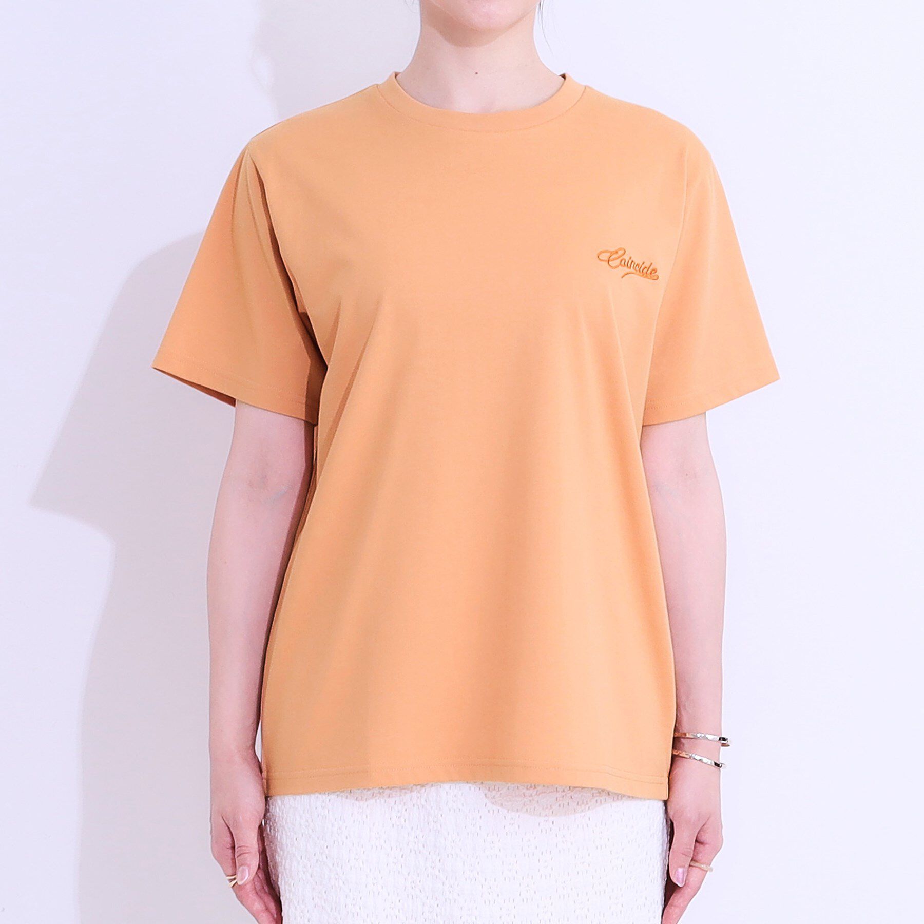 SHOO･LA･RUE「【S-LL/ひんやり/UV】汗をかいても気になりにくい グラフィックTシャツ」|Tシャツ・カットソー|