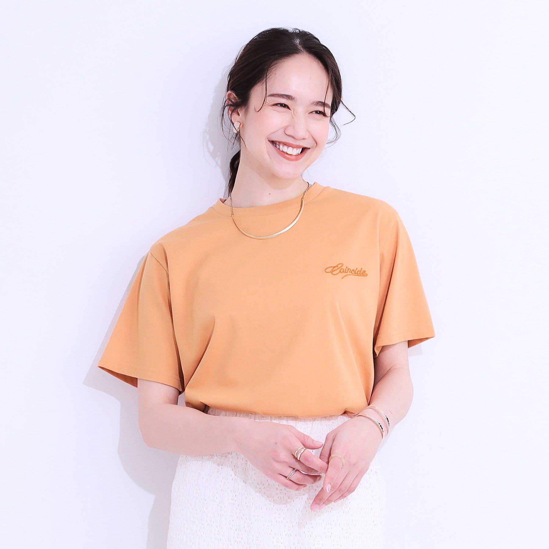 SHOO･LA･RUE「【S-LL/ひんやり/UV】汗をかいても気になりにくい グラフィックTシャツ」|Tシャツ・カットソー|