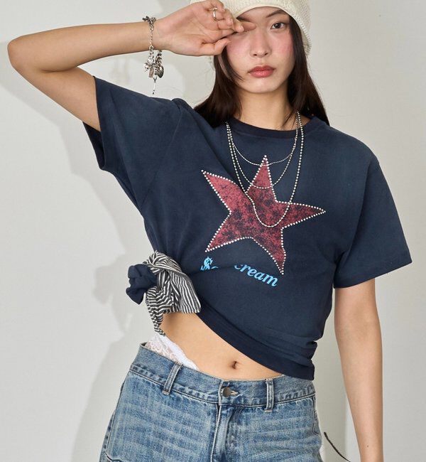  「【UNISEX】【Sourcream】ラインストーンスターグラフィックTEE」|Tシャツ・カットソー|