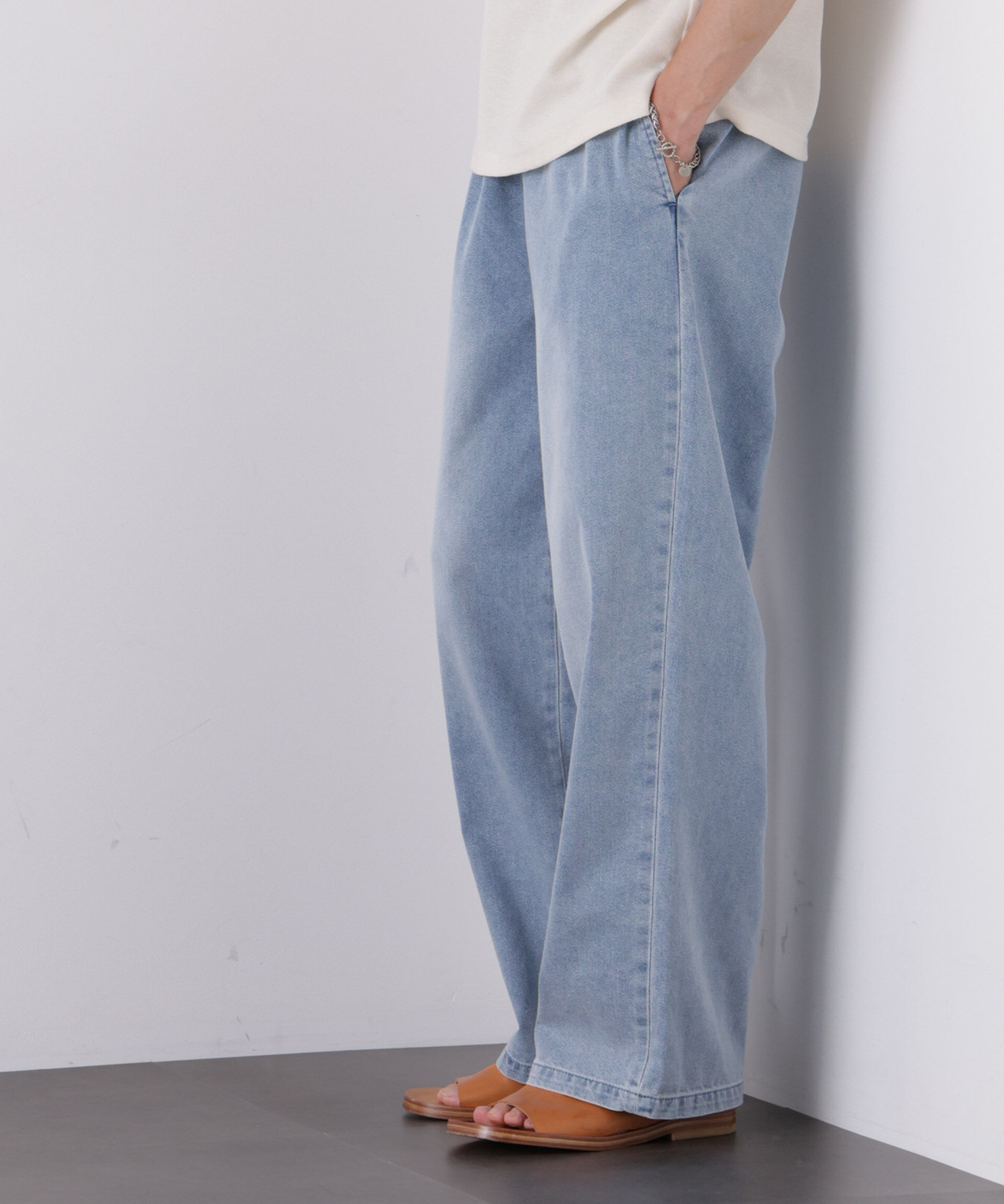 NANO universe「COOLLY DENIM ワイドイージーパンツ（接触冷感）」|チノ|