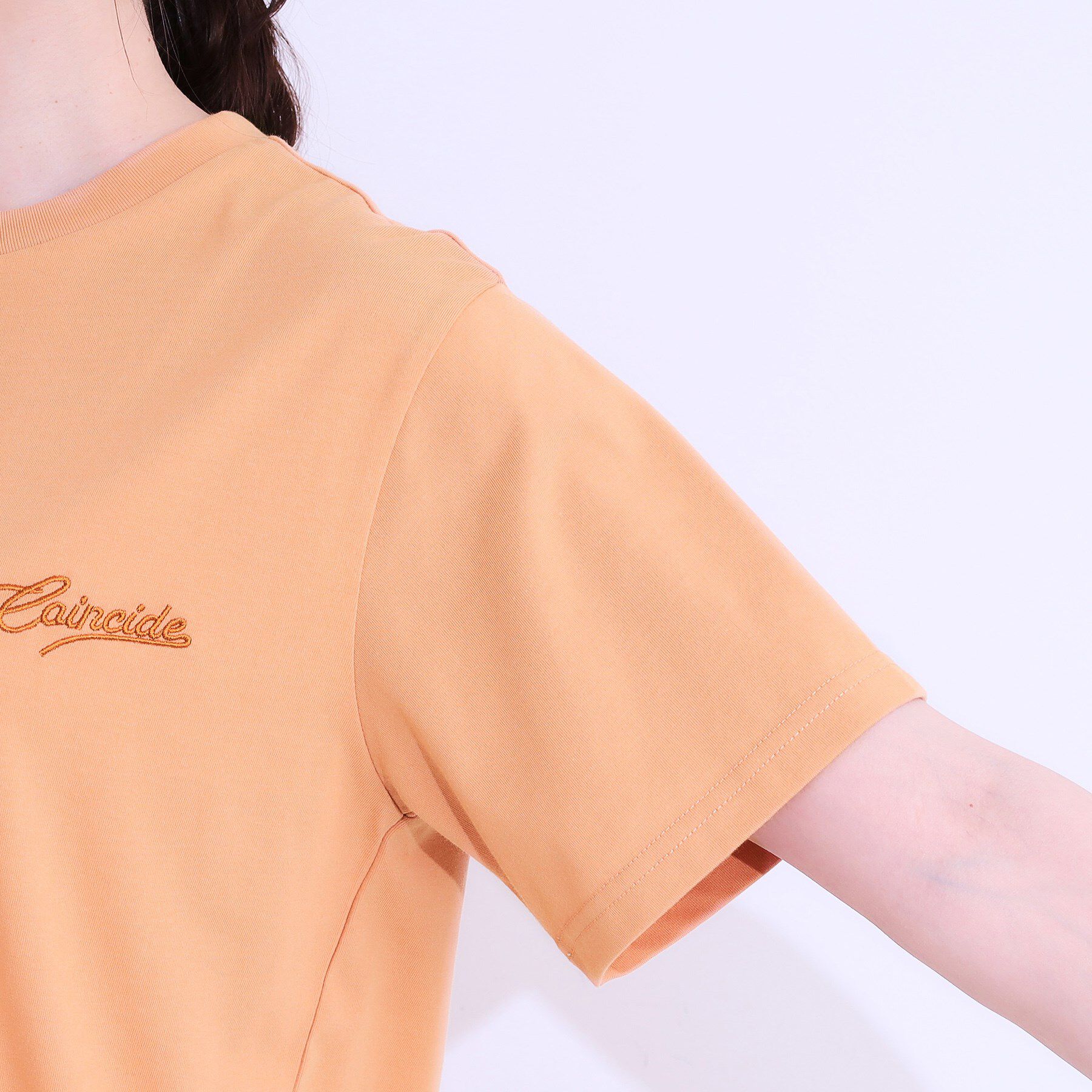 SHOO･LA･RUE「【S-LL/ひんやり/UV】汗をかいても気になりにくい グラフィックTシャツ」|Tシャツ・カットソー|